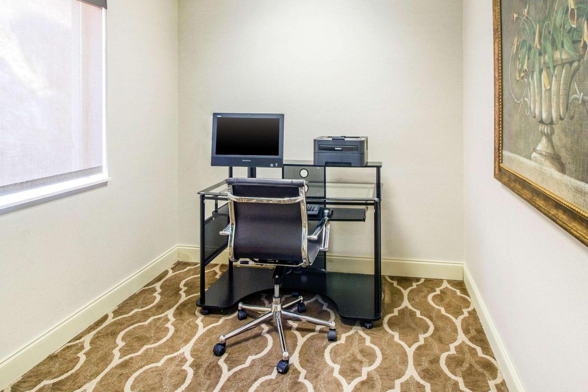Quality Suites Corbin North photo 27