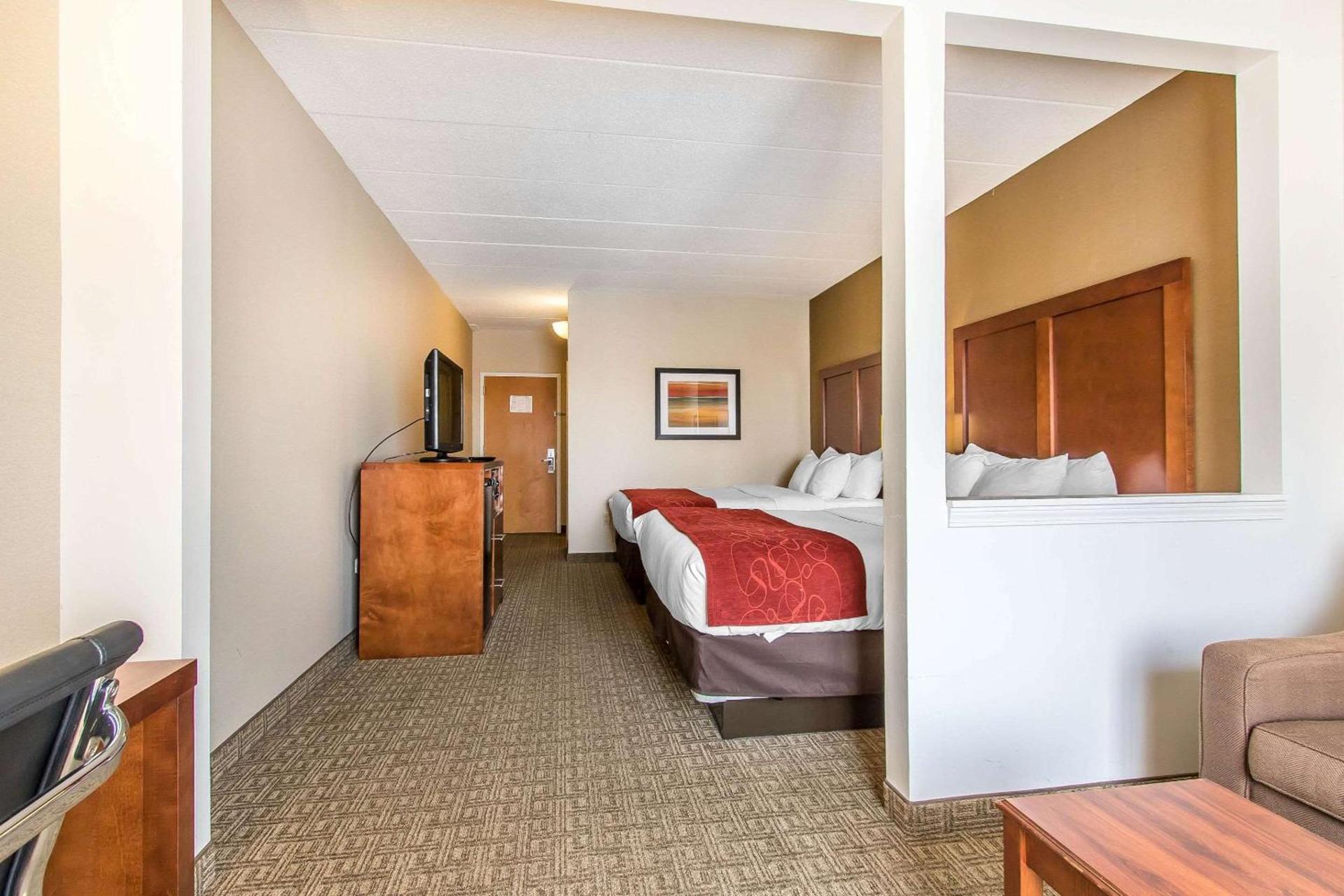Comfort Suites Richmond photo 9
