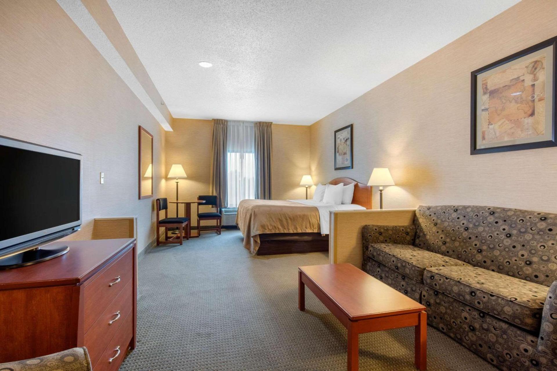 Quality Inn & Suites Benton - Draffenville photo 13