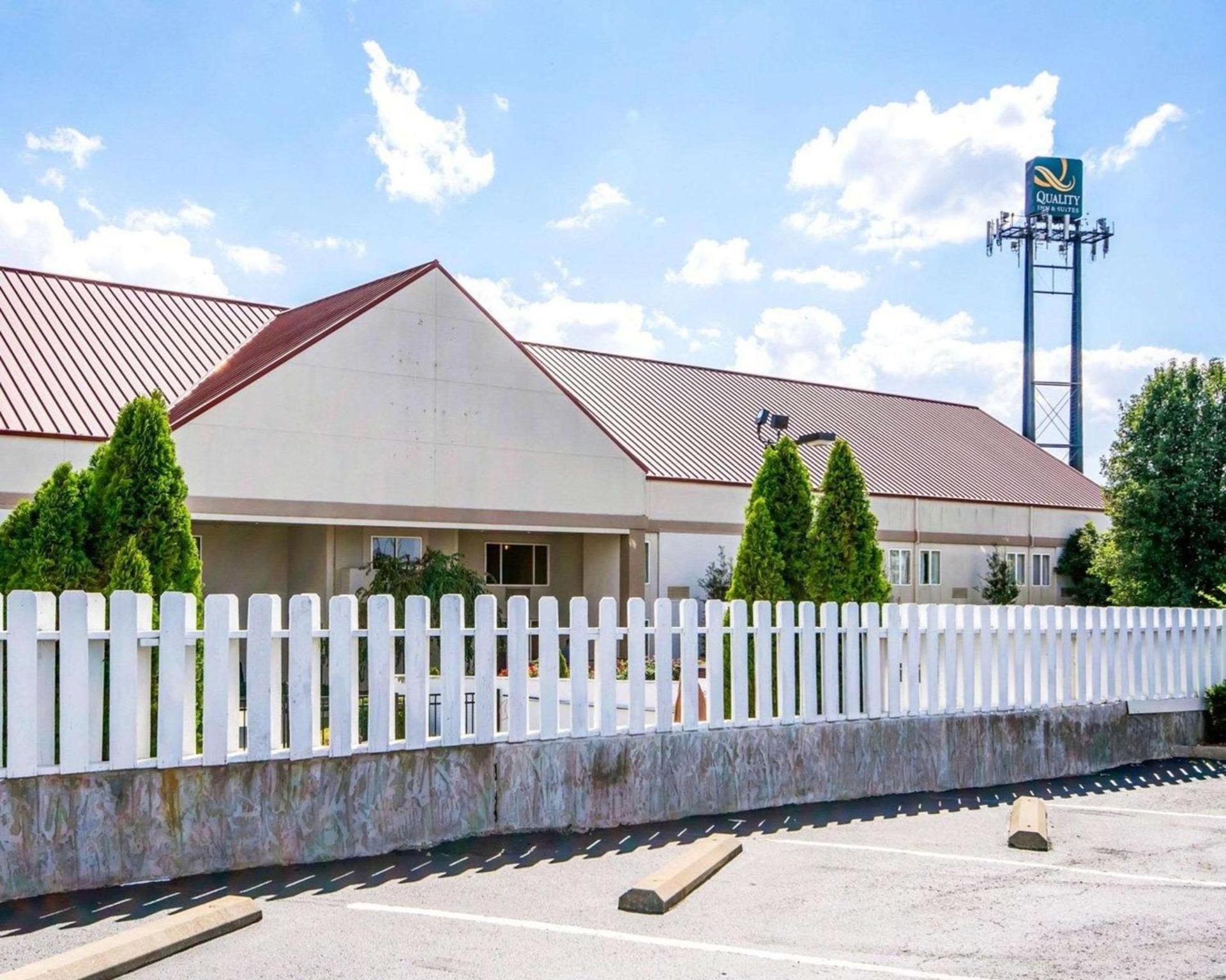 Quality Inn & Suites Elizabethtown photo 3