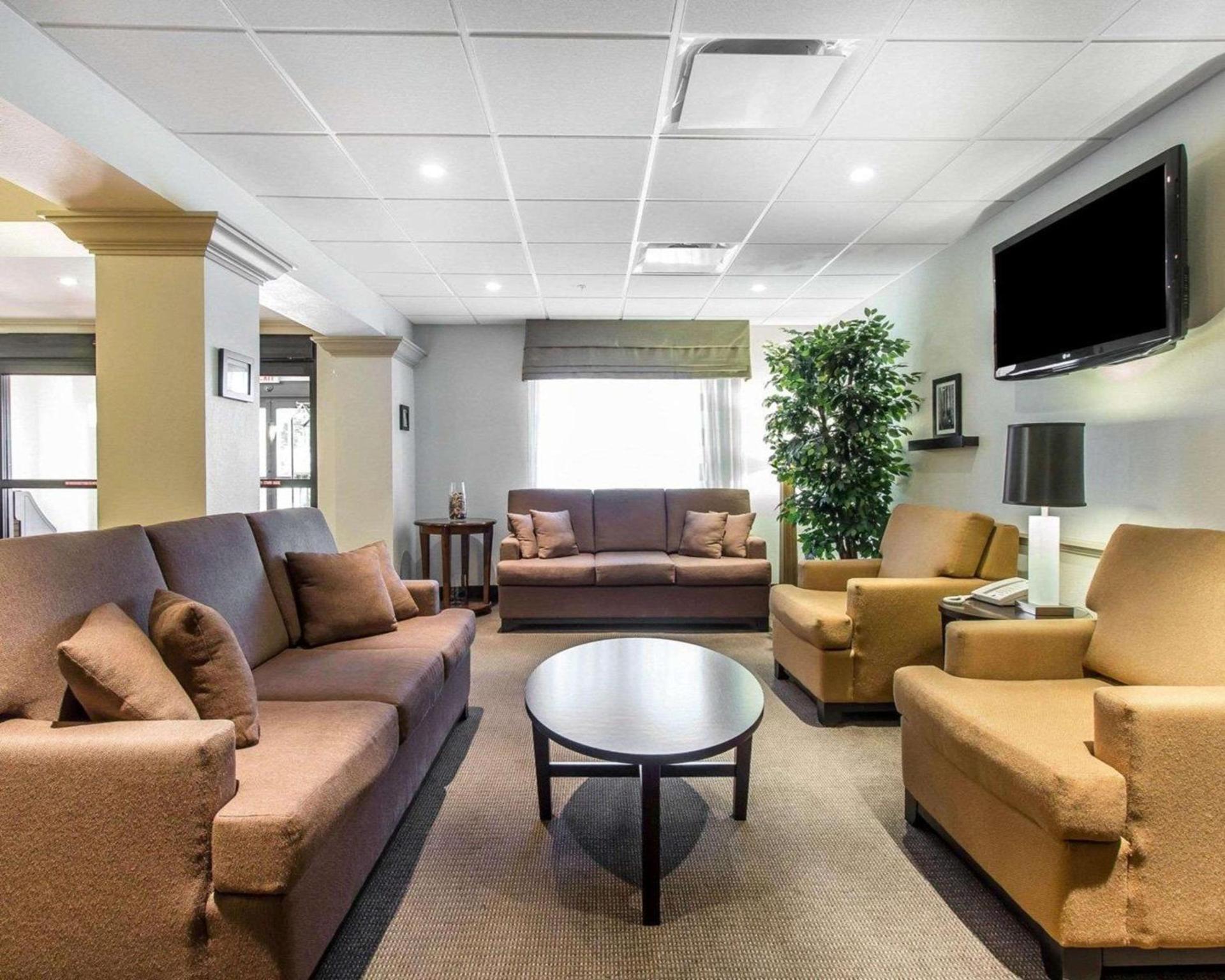 Sleep Inn & Suites Middlesboro photo 4