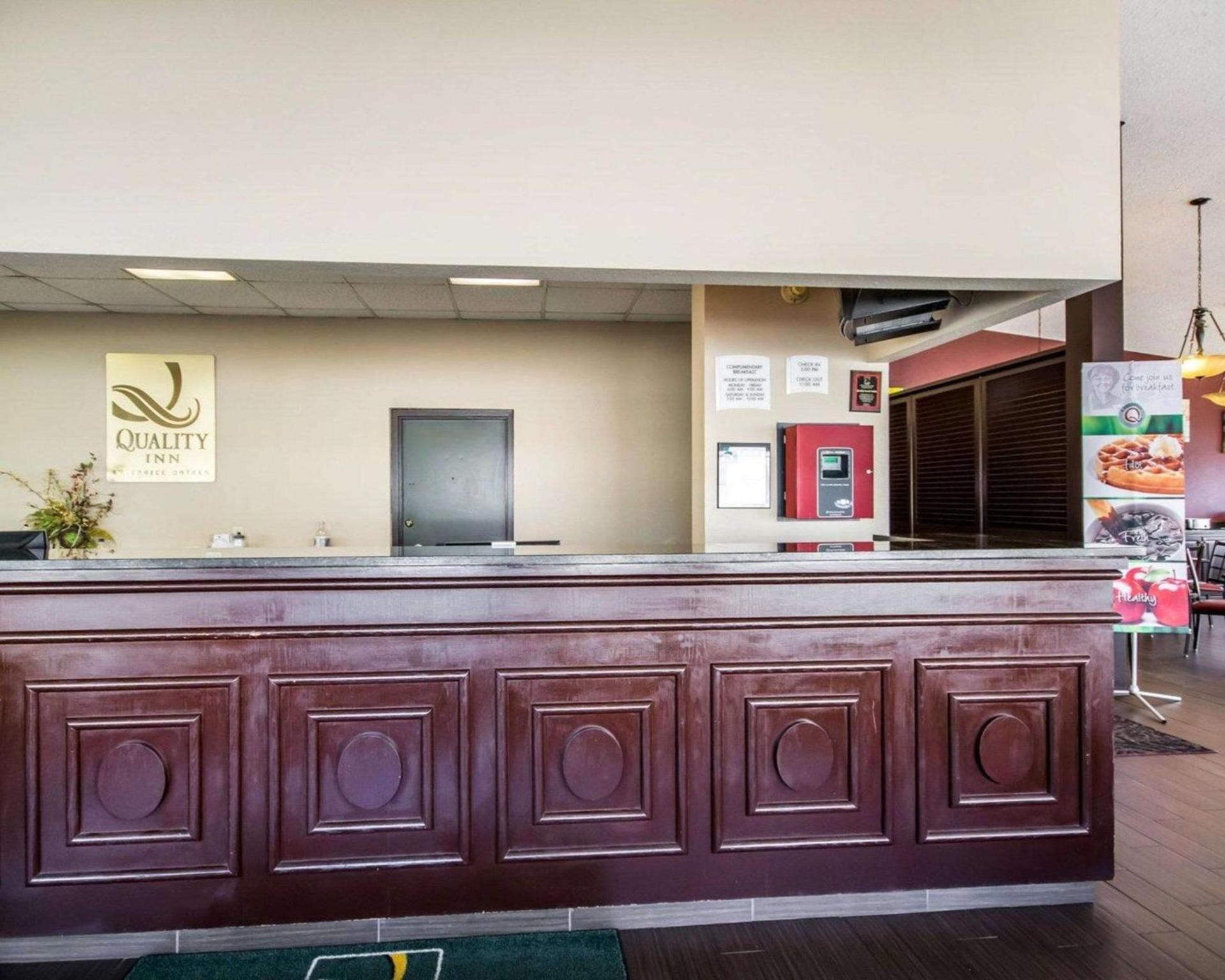 Quality Inn & Suites Elizabethtown photo 5