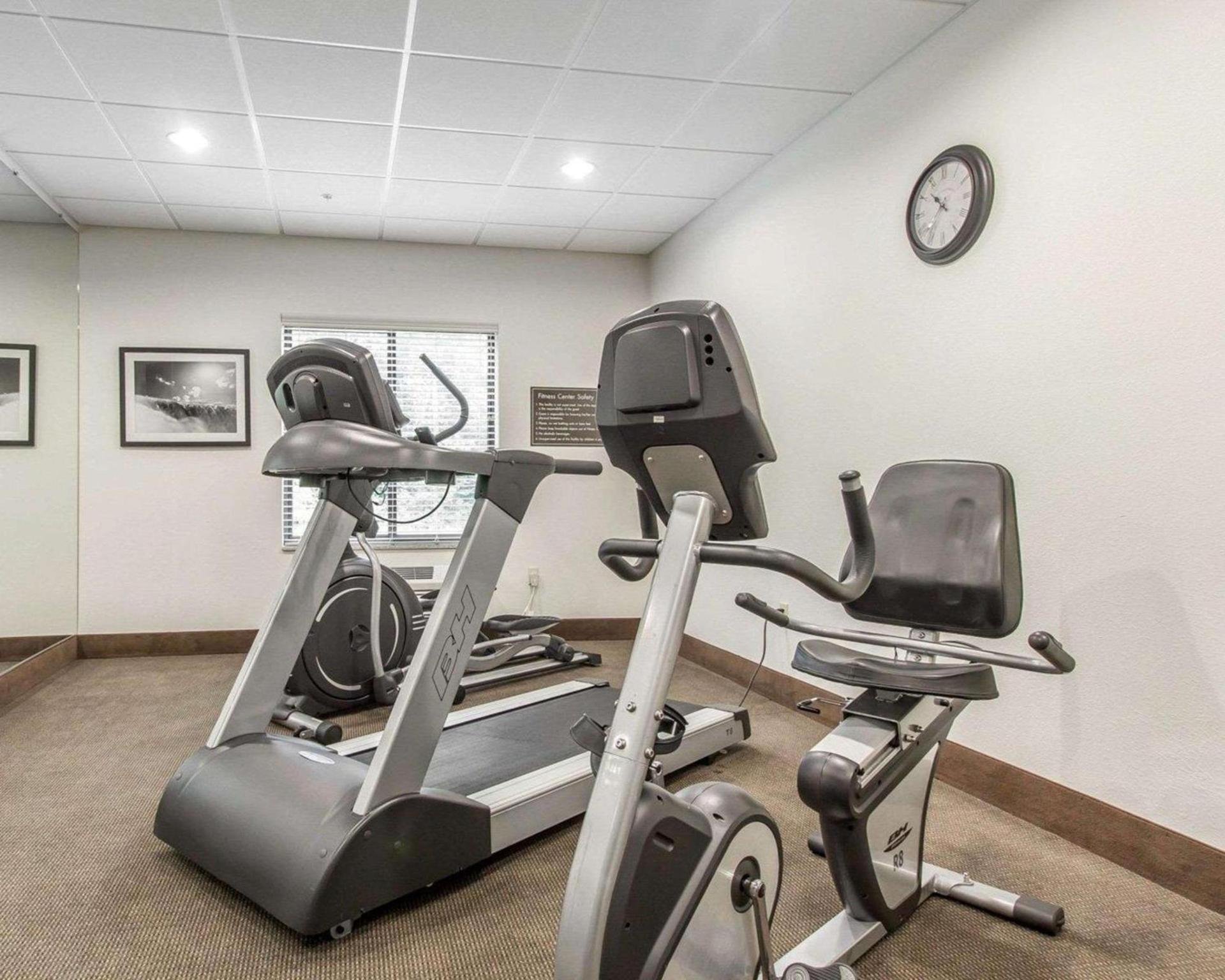 Sleep Inn & Suites Middlesboro photo 26