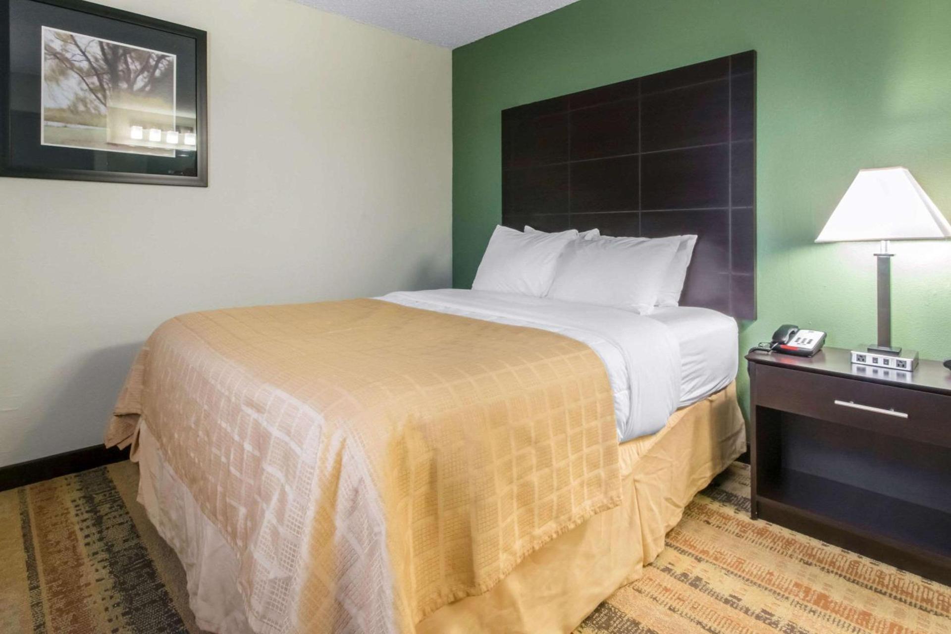 Quality Inn & Suites Horse Cave - Cave City photo 20