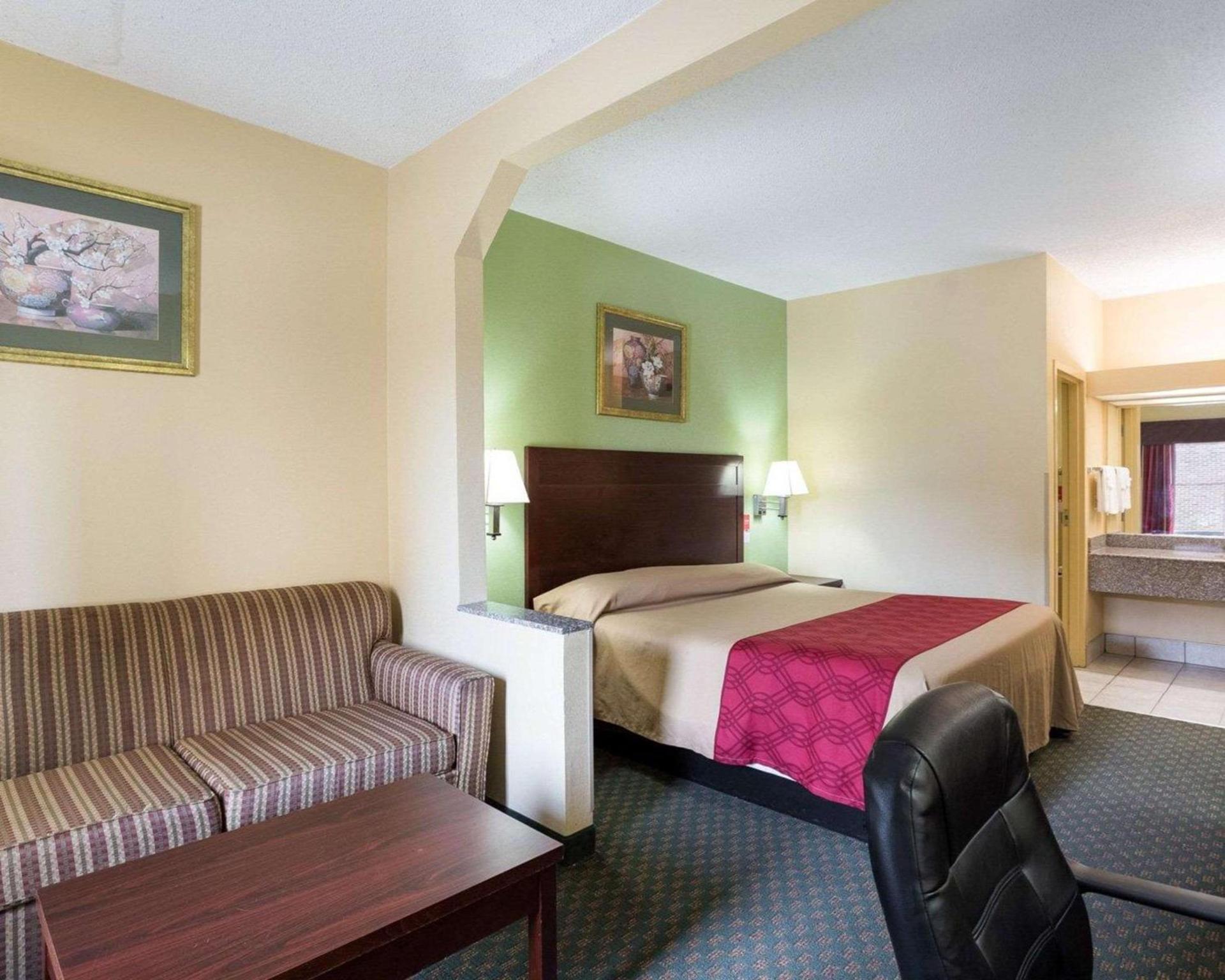 Rodeway Inn & Suites New Orleans Gentilly photo 9