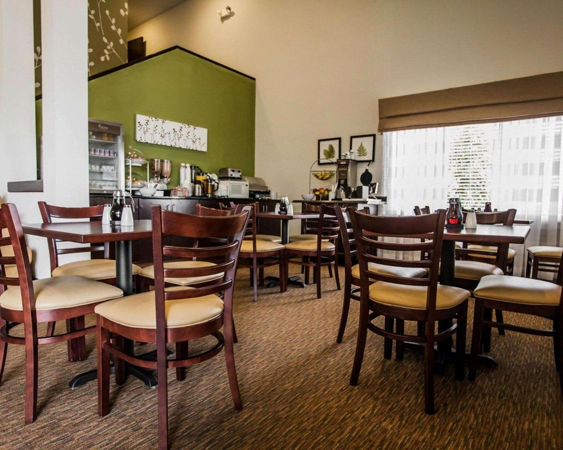 Baymont by Wyndham Slidell photo 24