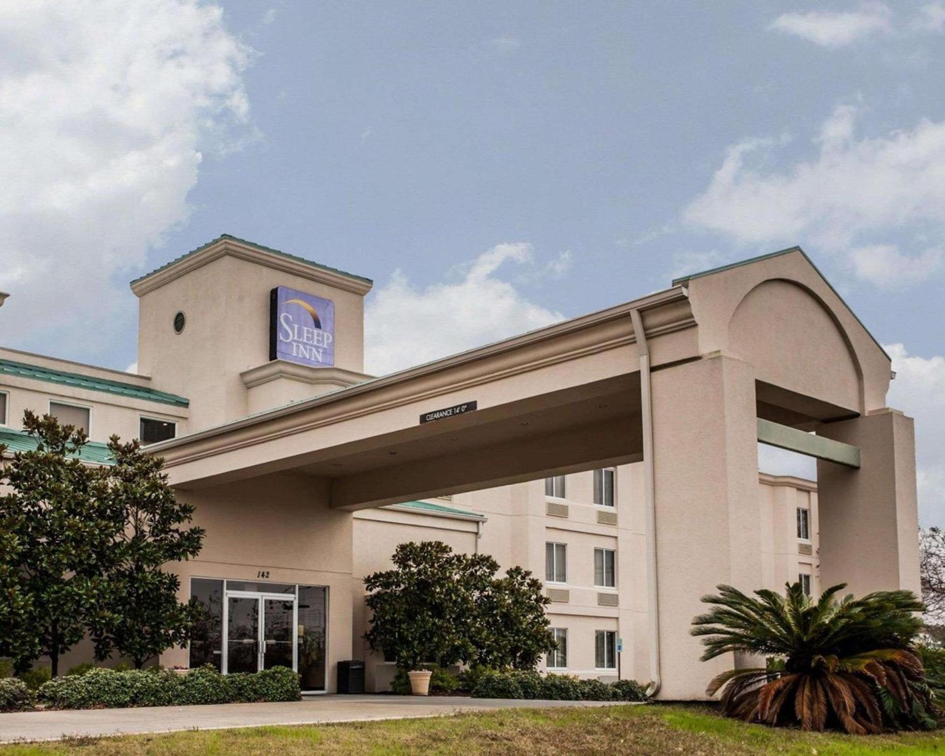 Baymont by Wyndham Slidell photo 2