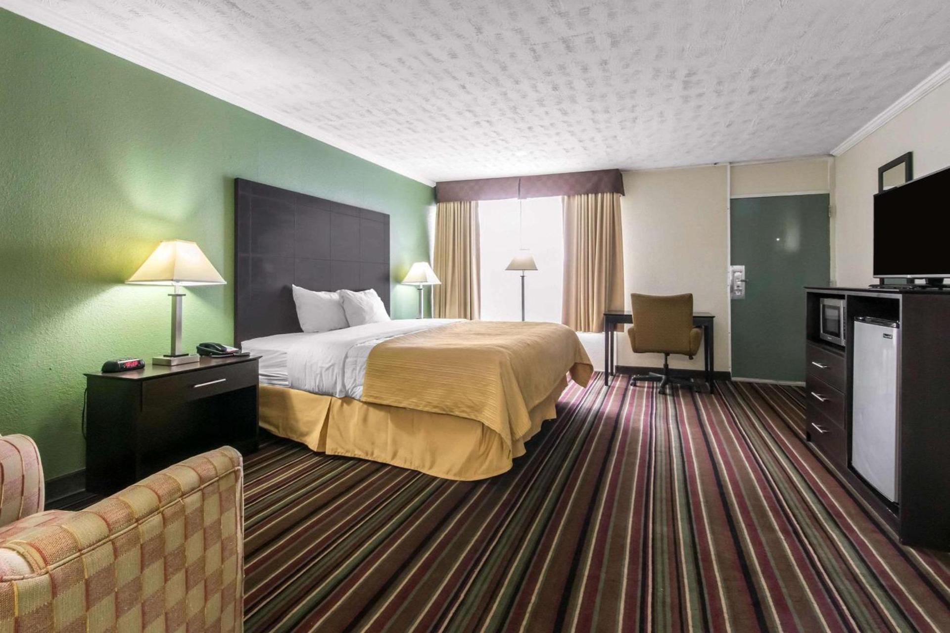 Quality Inn & Suites Horse Cave - Cave City photo 3