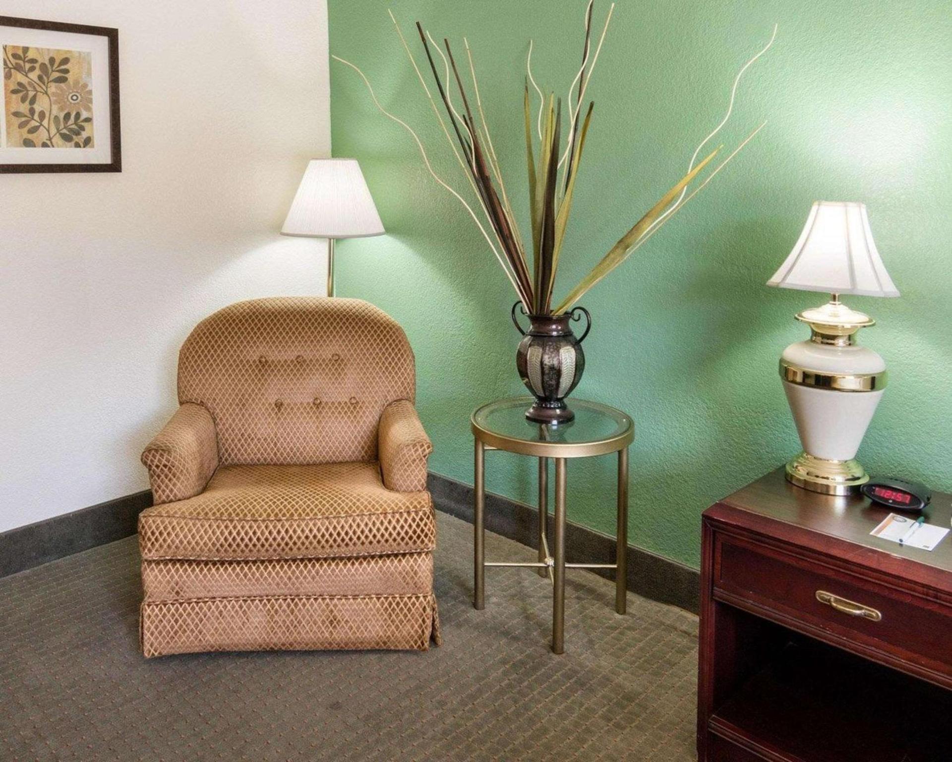 Quality Inn Shreveport Airport photo 11