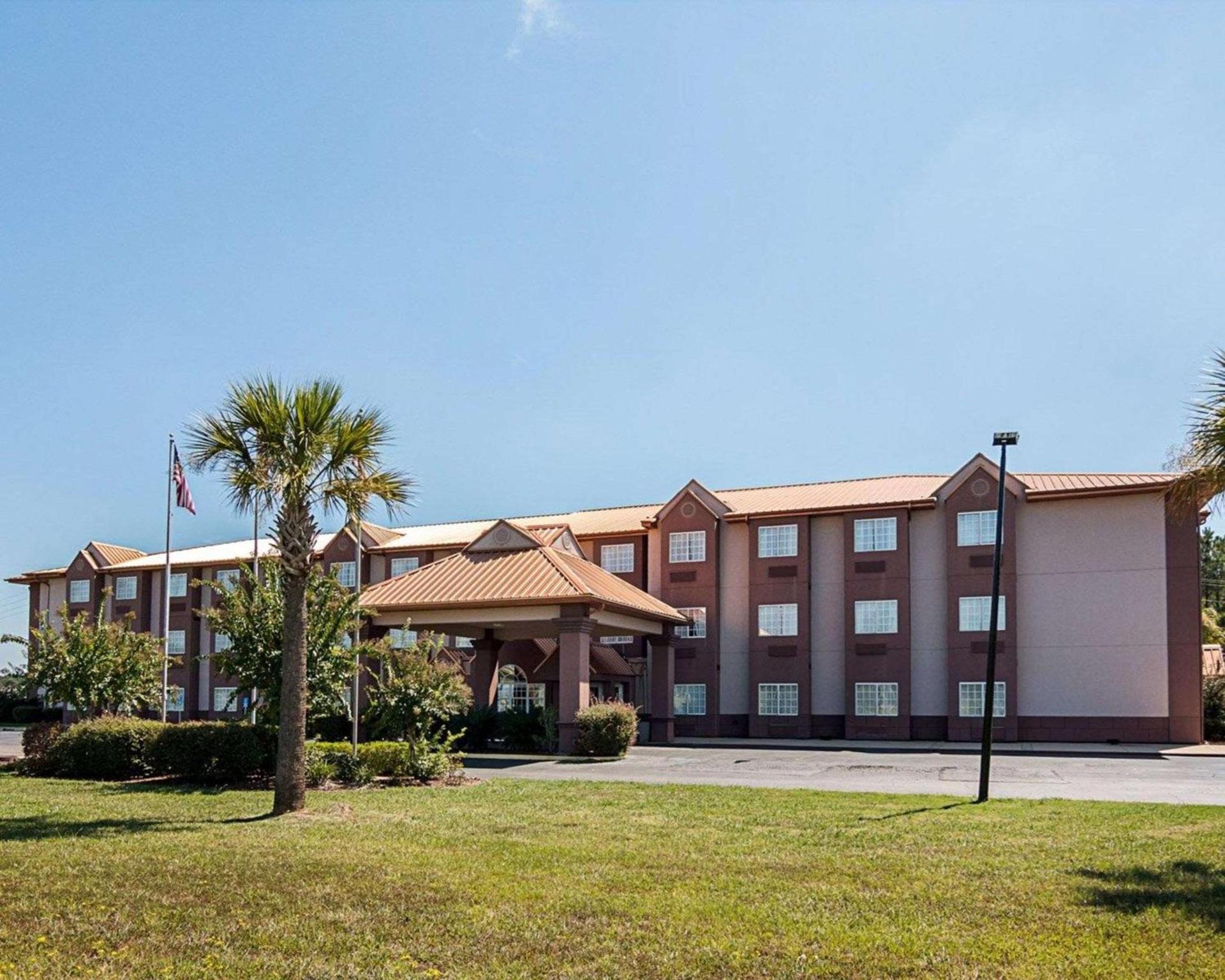 Econo Lodge Inn & Suites Natchitoches photo 3