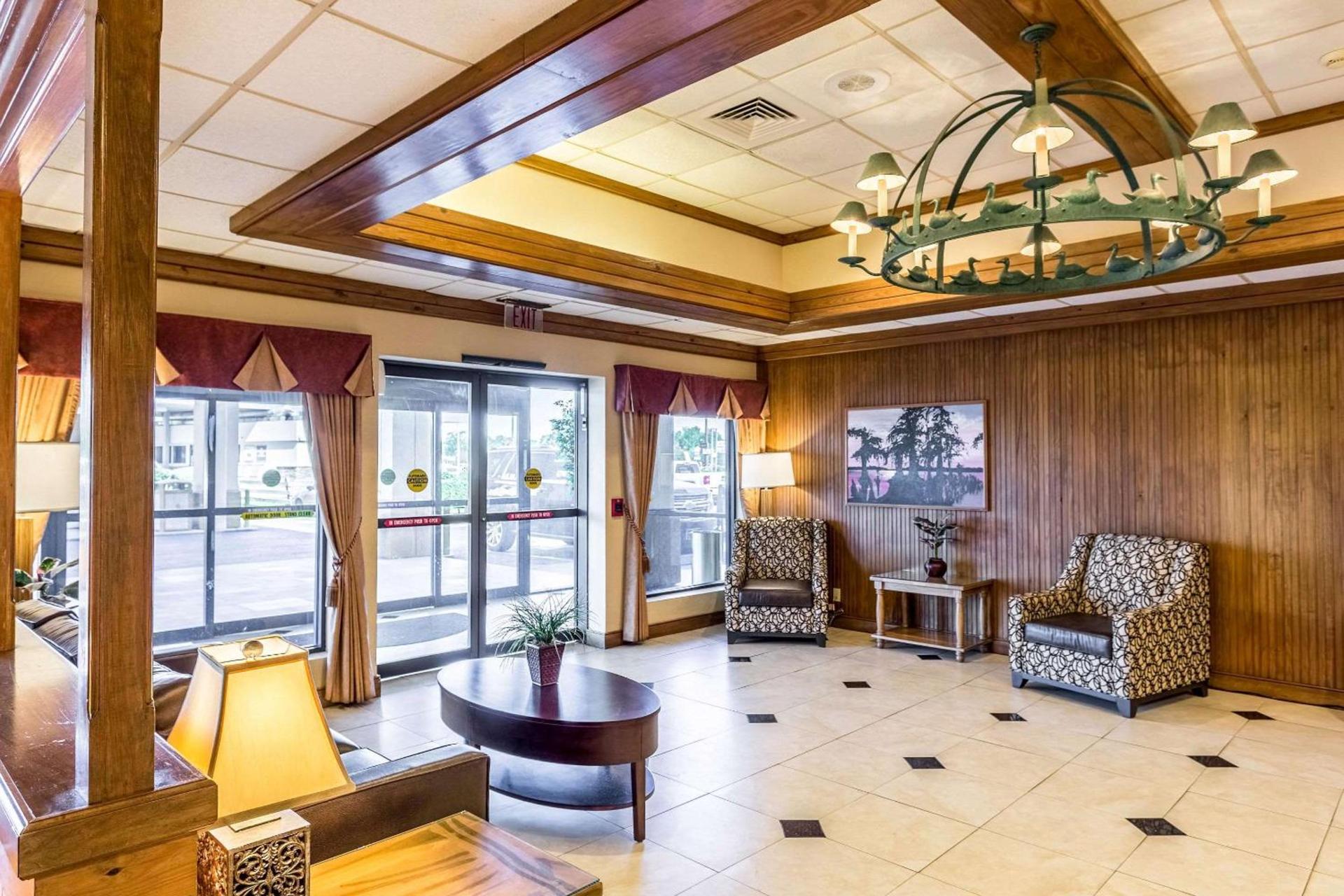 Quality Inn & Suites Baton Rouge West - Port Allen photo 39