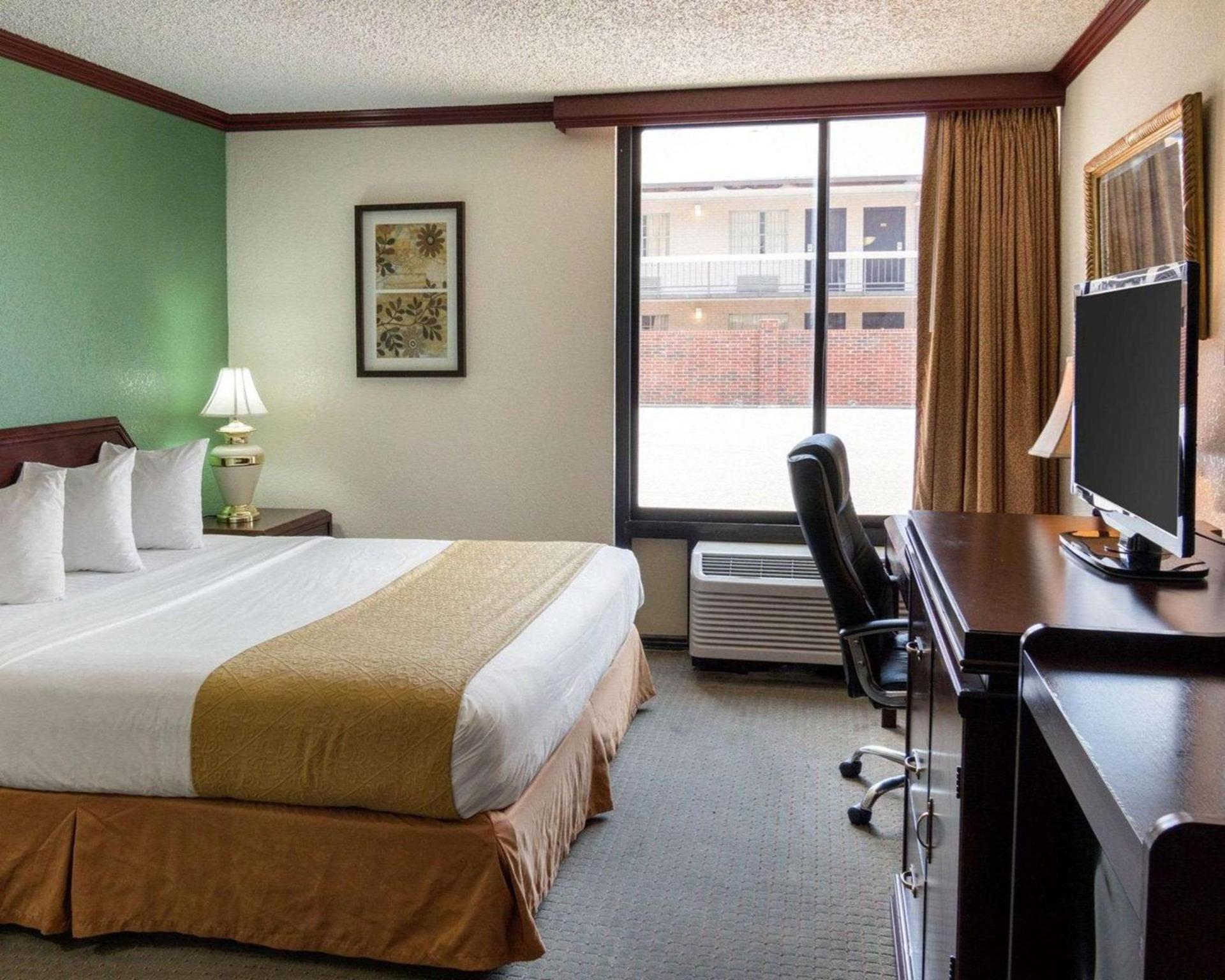 Quality Inn Shreveport Airport photo 10