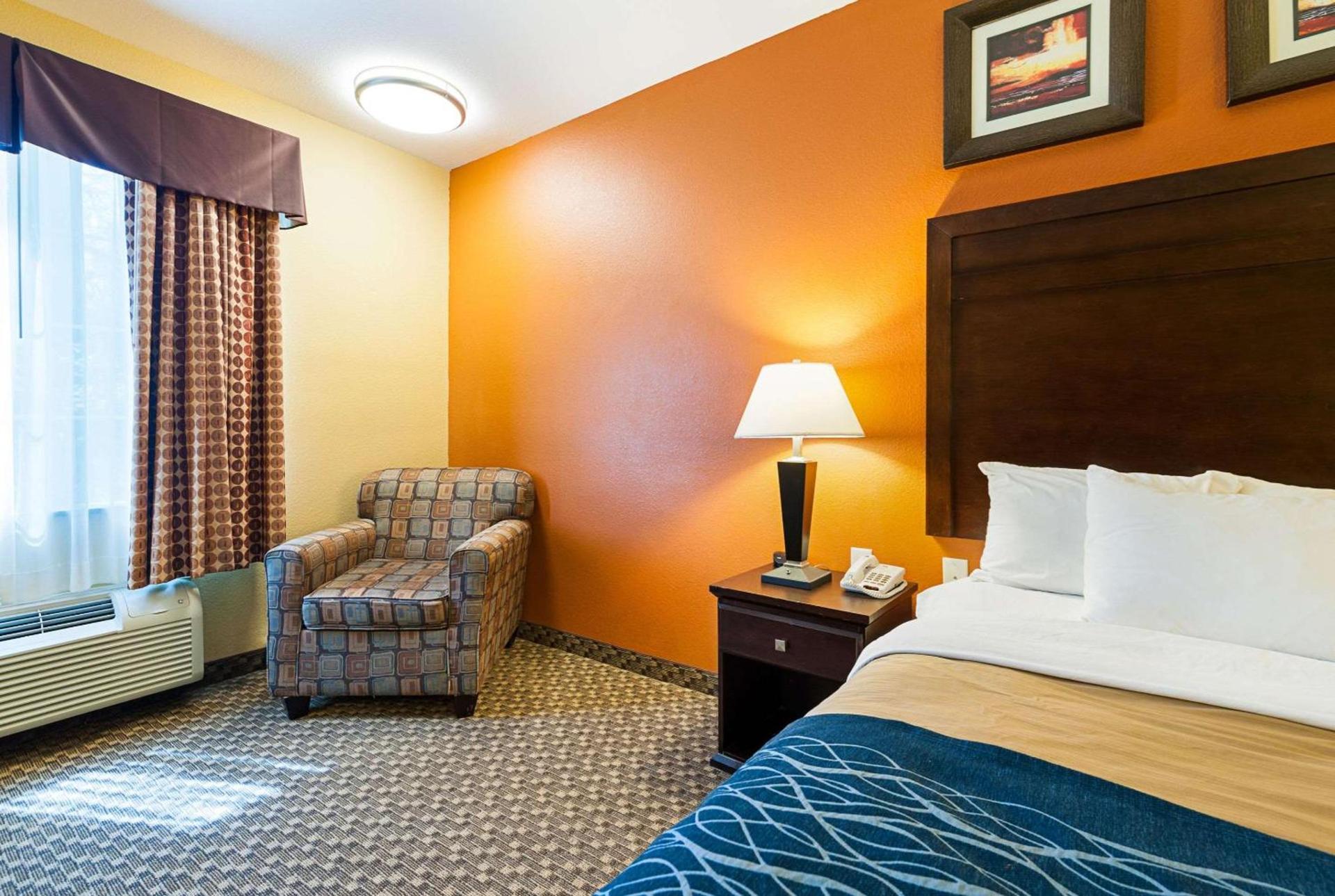 Spark by Hilton Opelousas photo 33
