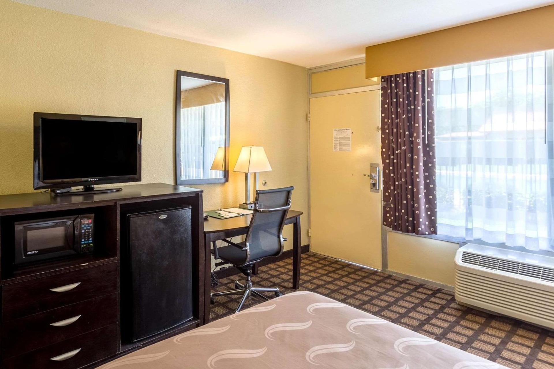 Quality Inn & Suites Baton Rouge West - Port Allen photo 13