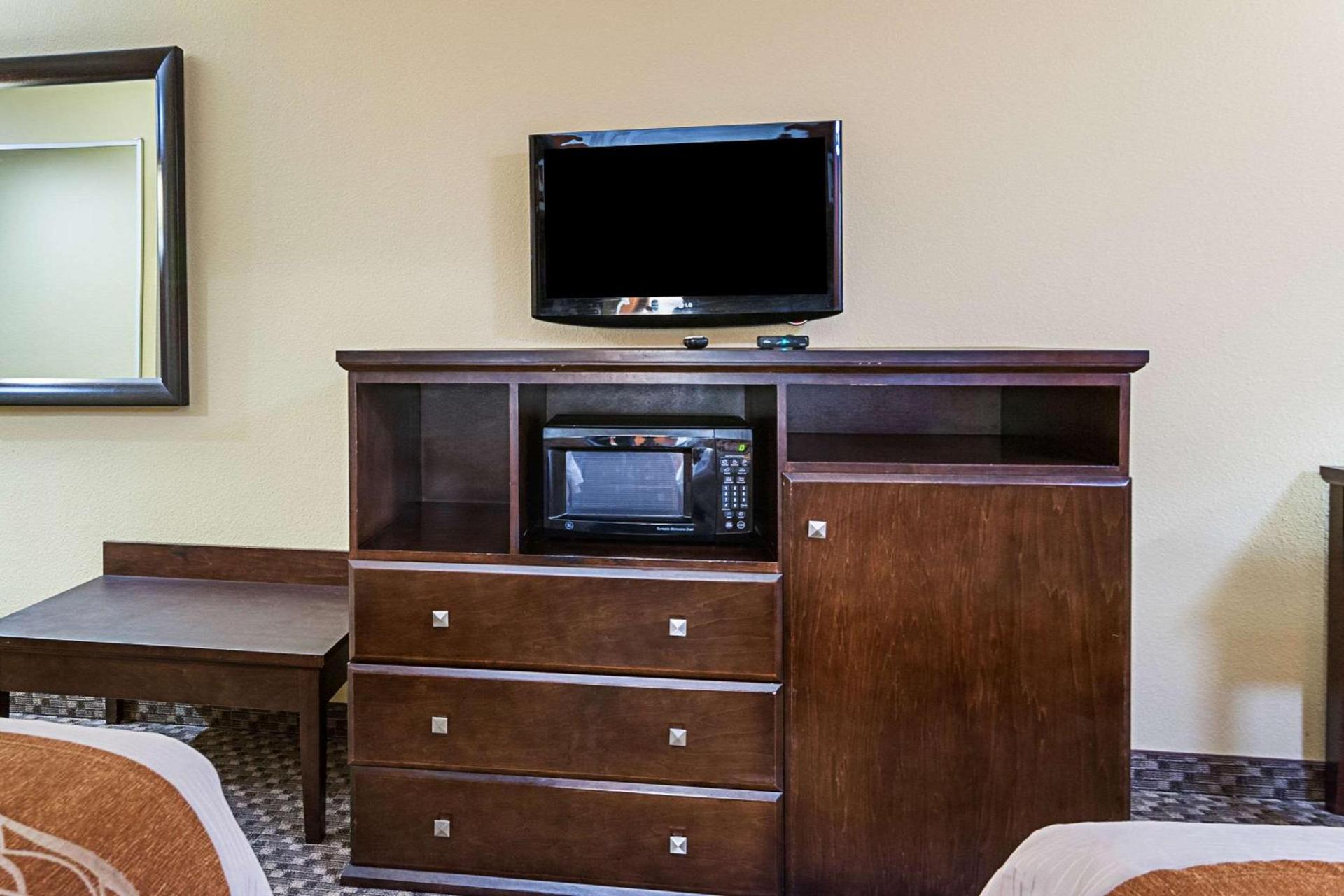Spark by Hilton Opelousas photo 31