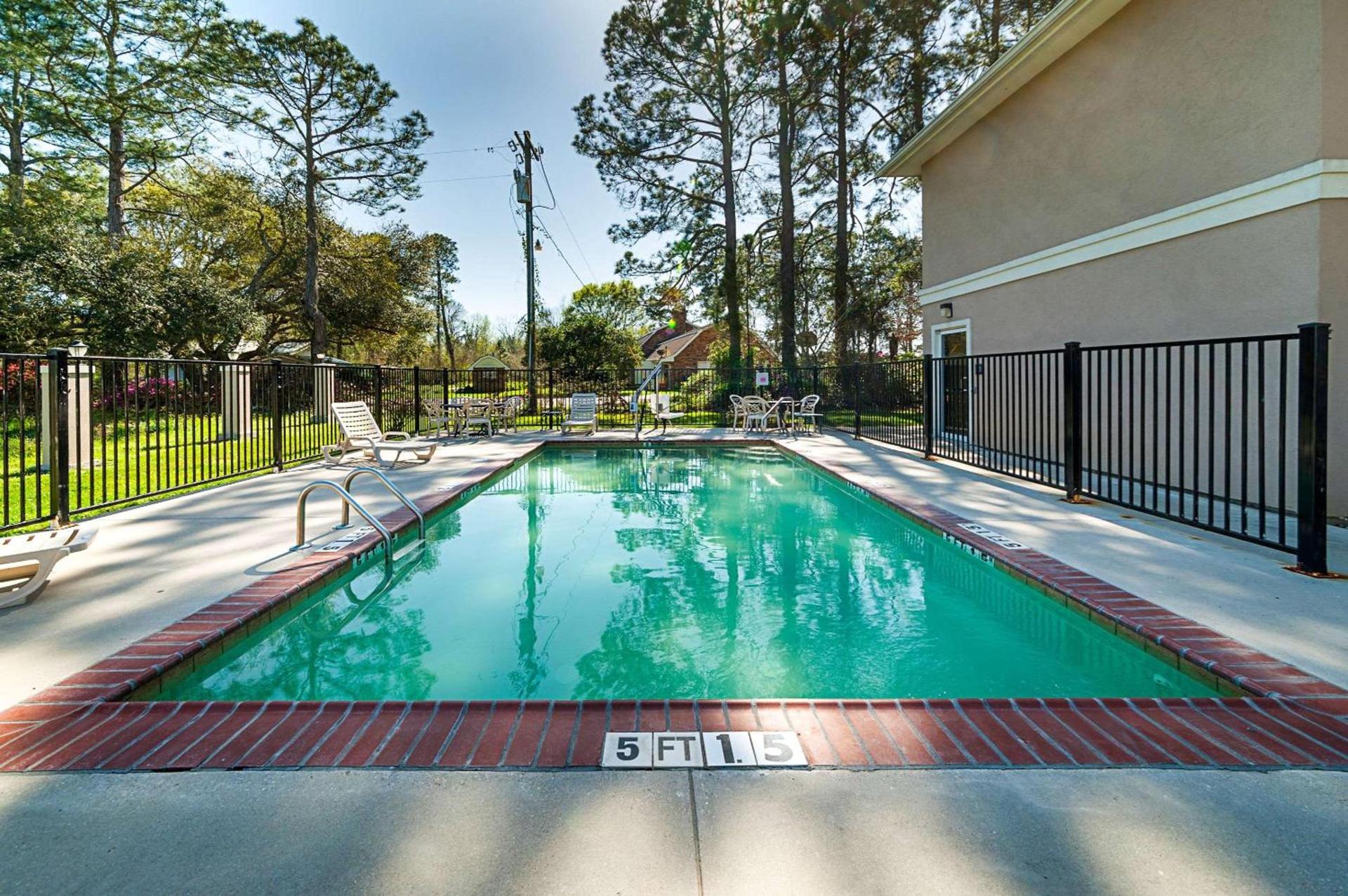 Spark by Hilton Opelousas photo 37