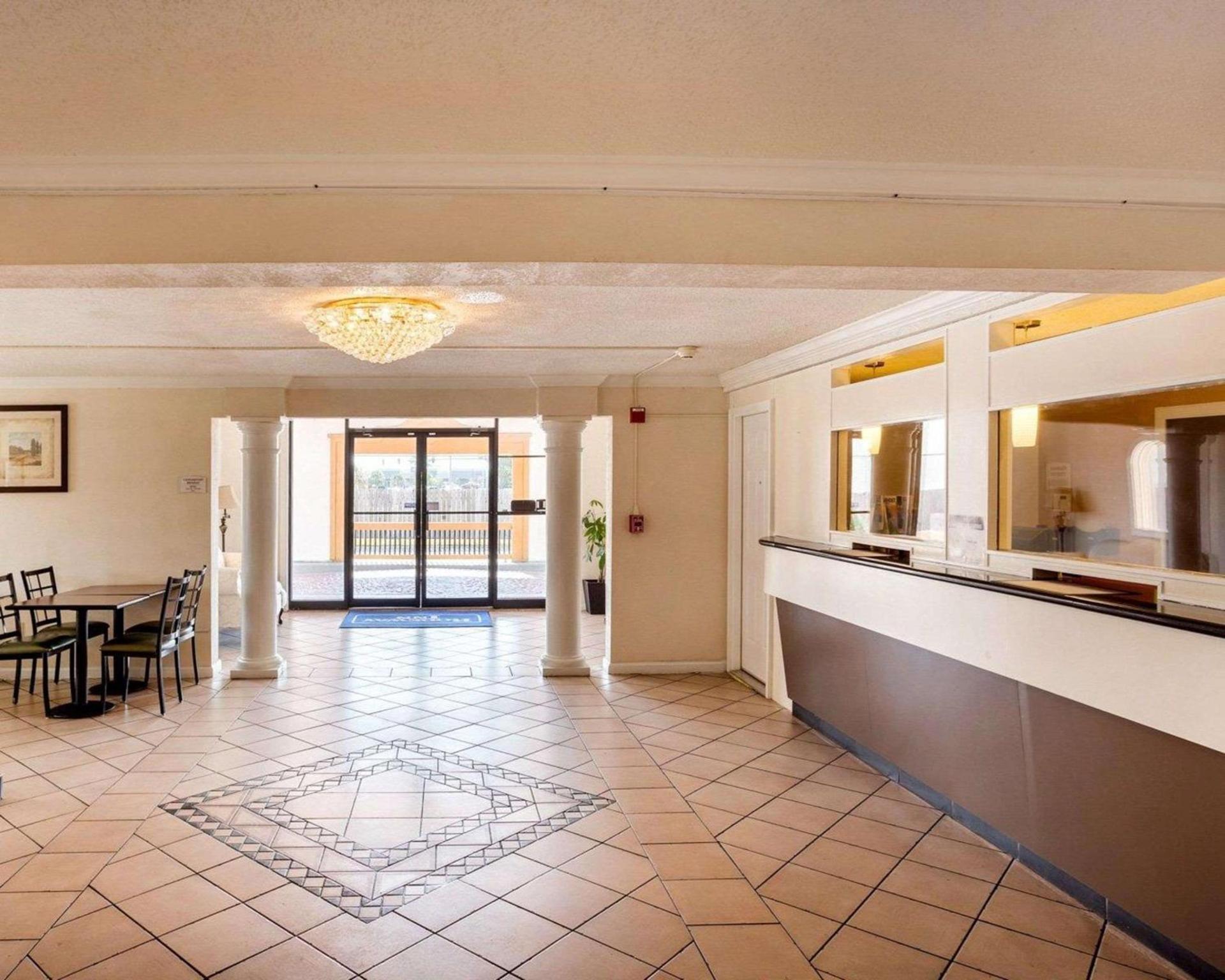 Sunrise Inn & Suites New Orleans photo 4