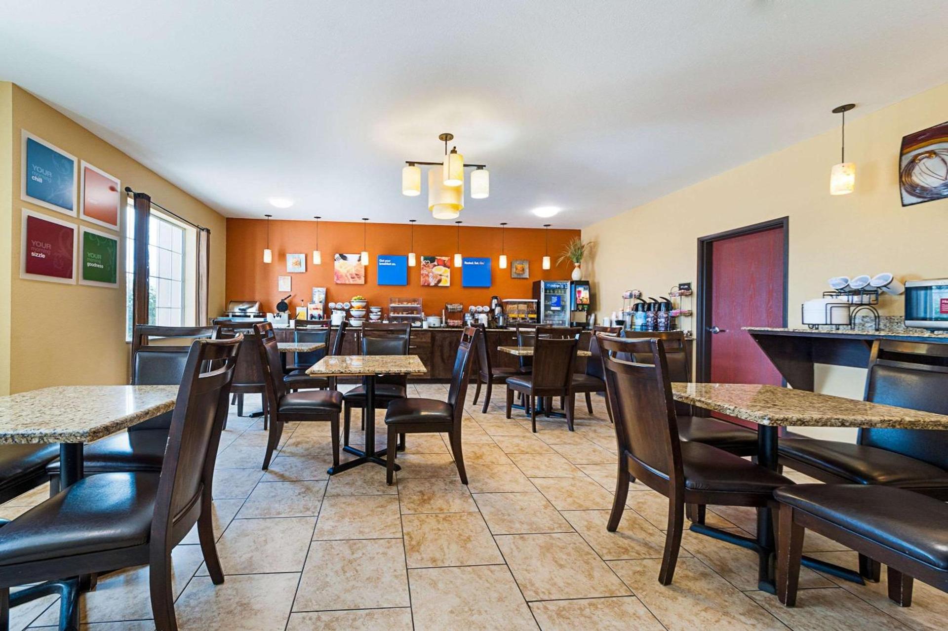 Spark by Hilton Opelousas photo 24