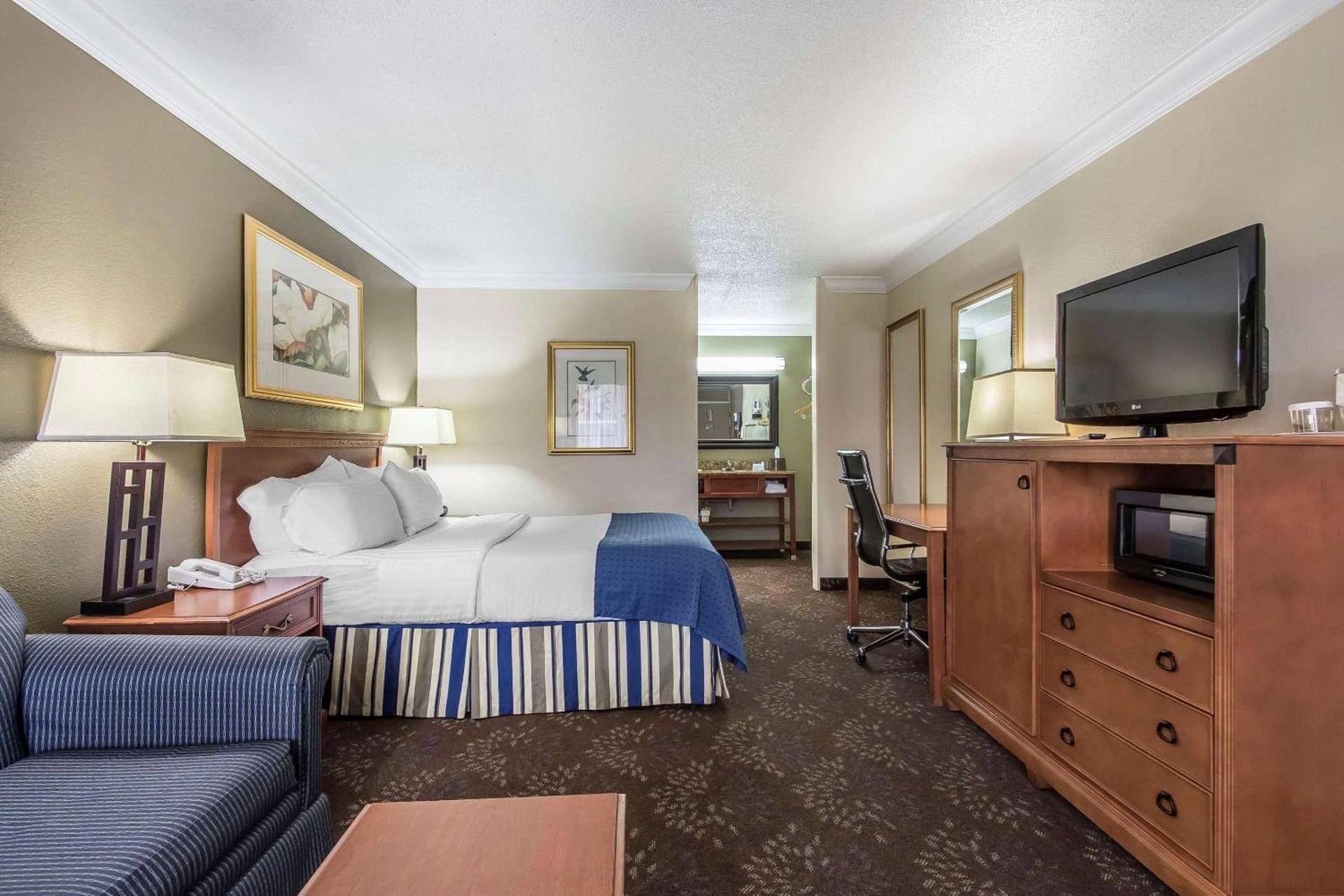 Clarion Inn Morgan City photo 10