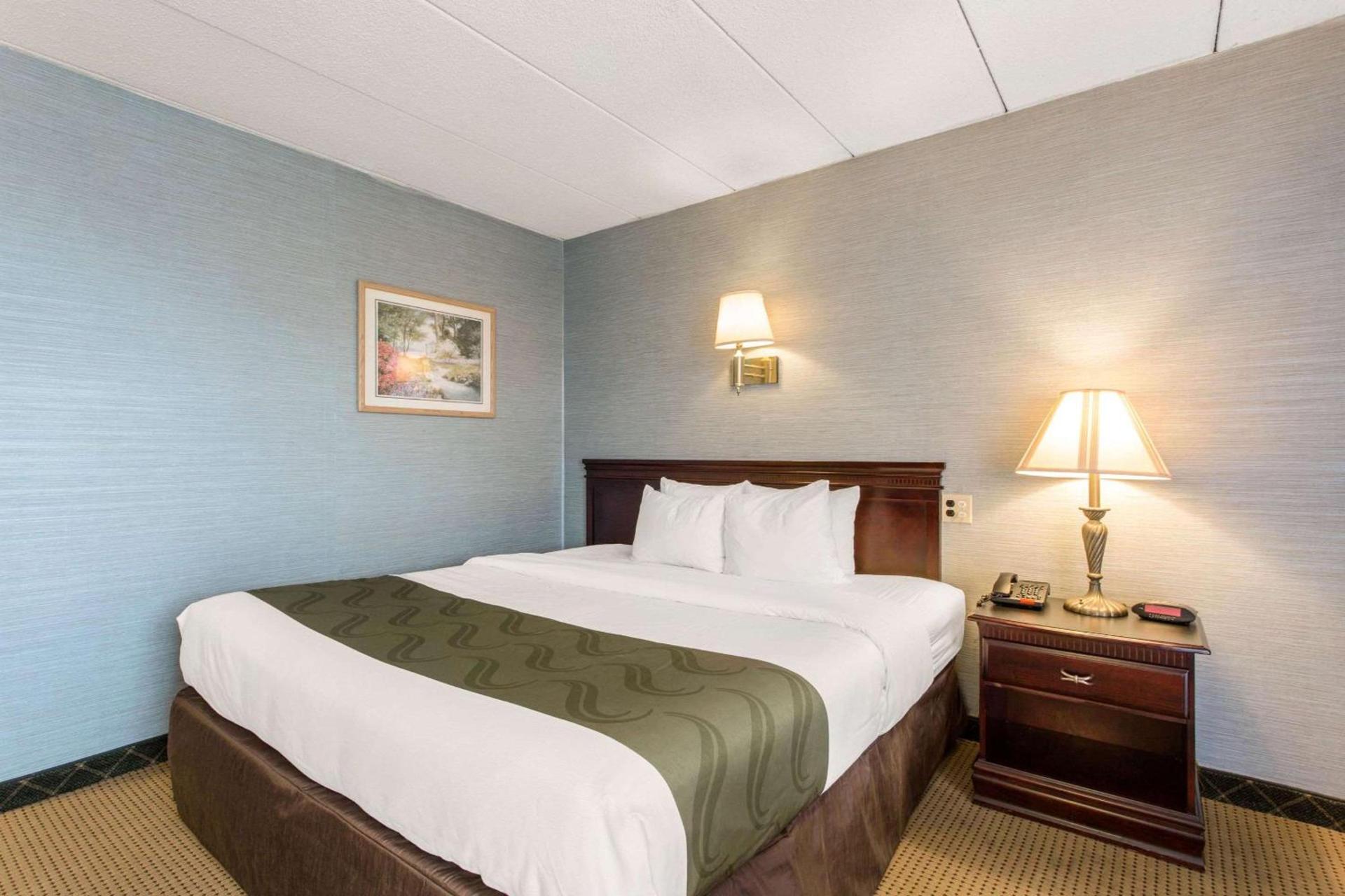 Quality Inn West Springfield photo 45