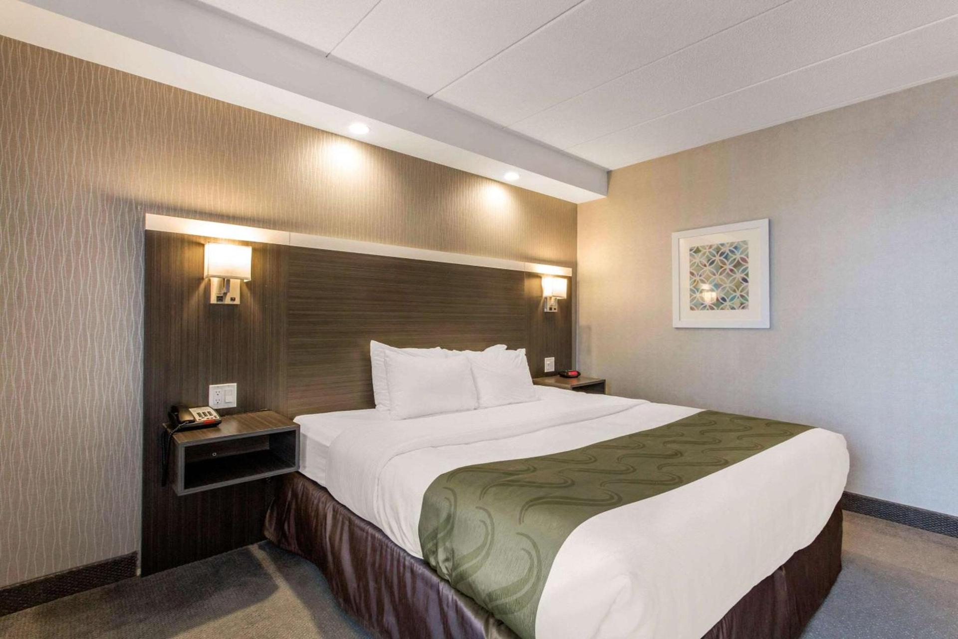 Quality Inn West Springfield photo 44