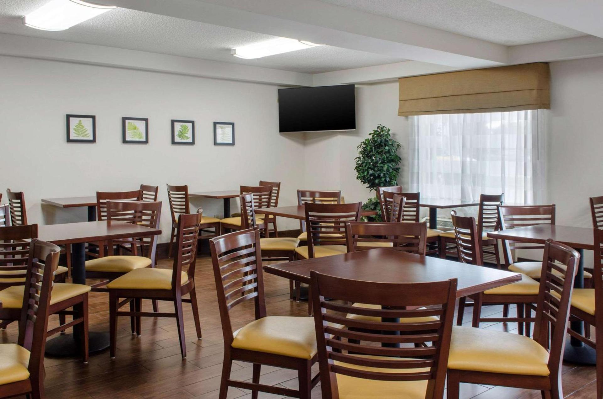 Sleep Inn Baton Rouge East I-12 photo 5