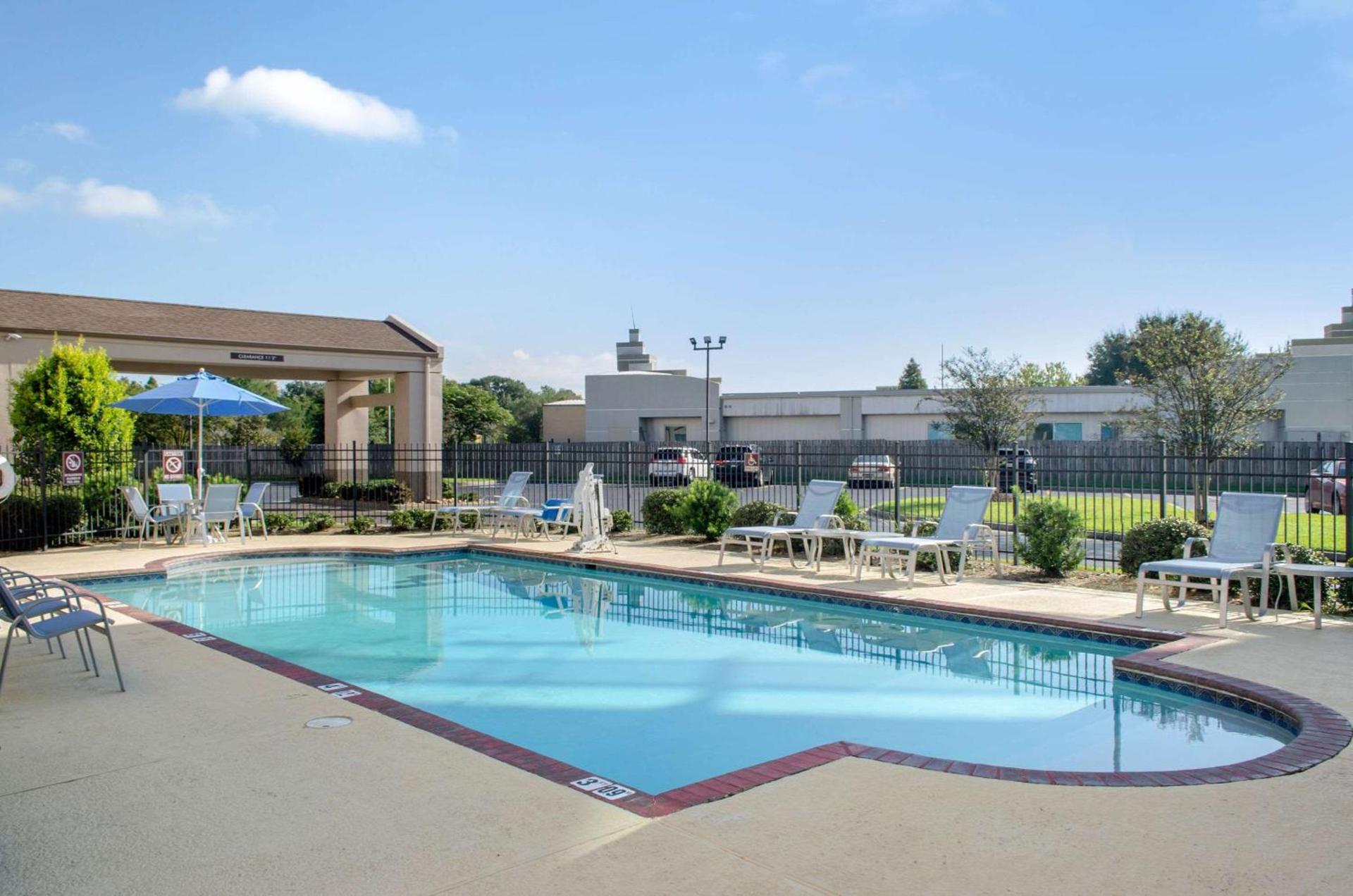 Sleep Inn Baton Rouge East I-12 photo 3