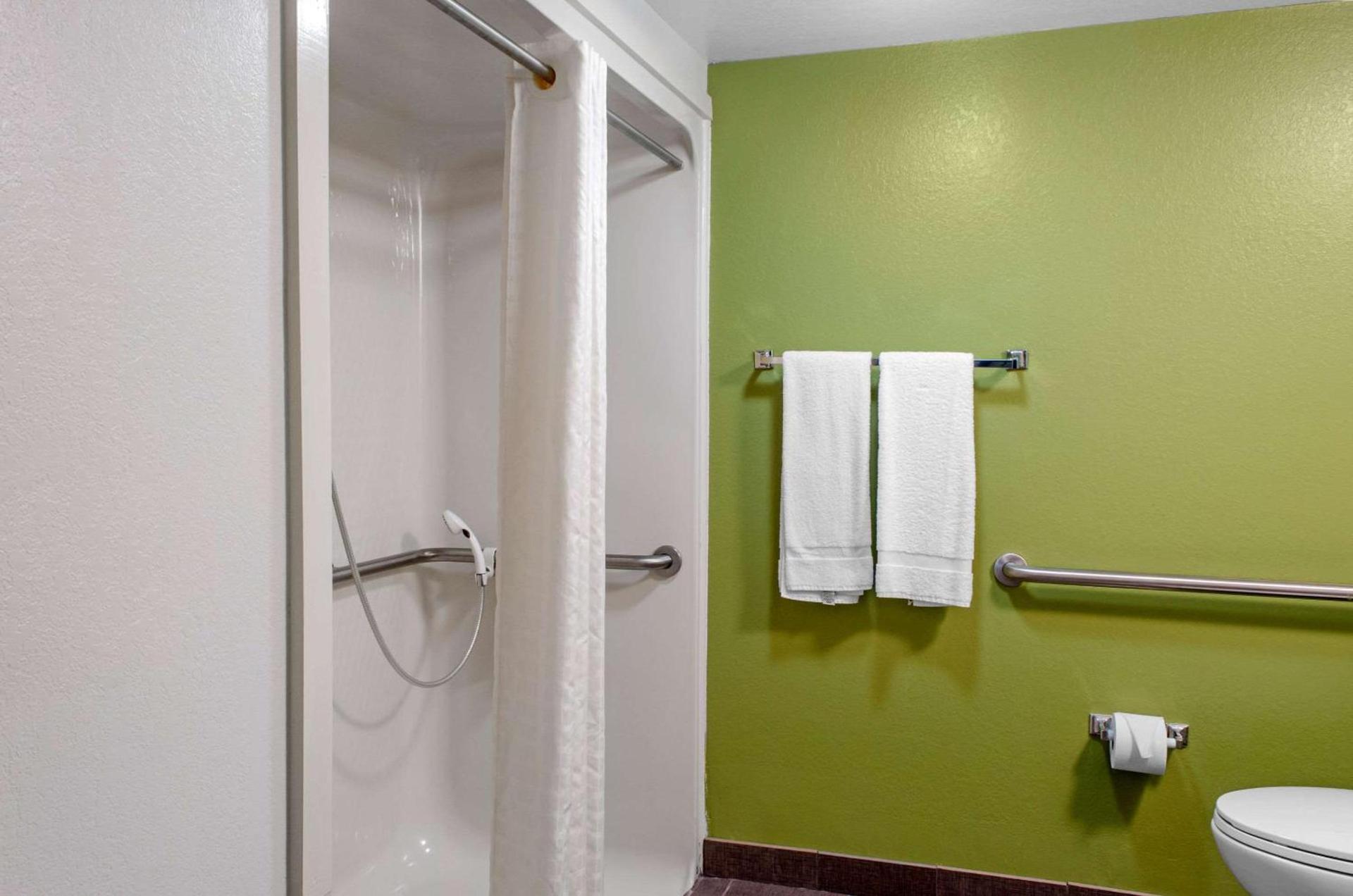Sleep Inn Baton Rouge East I-12 photo 39