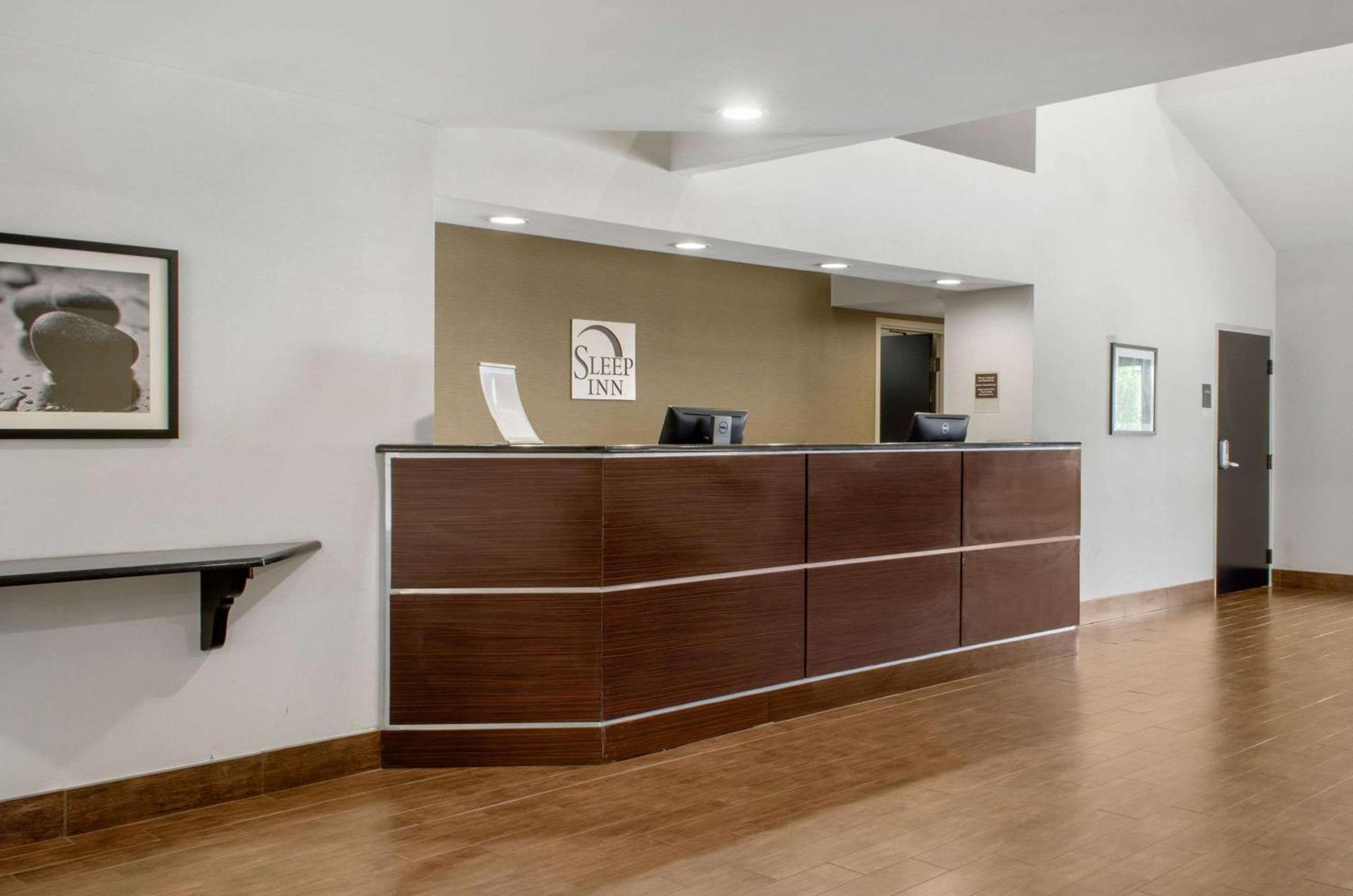 Sleep Inn Baton Rouge East I-12 photo 2