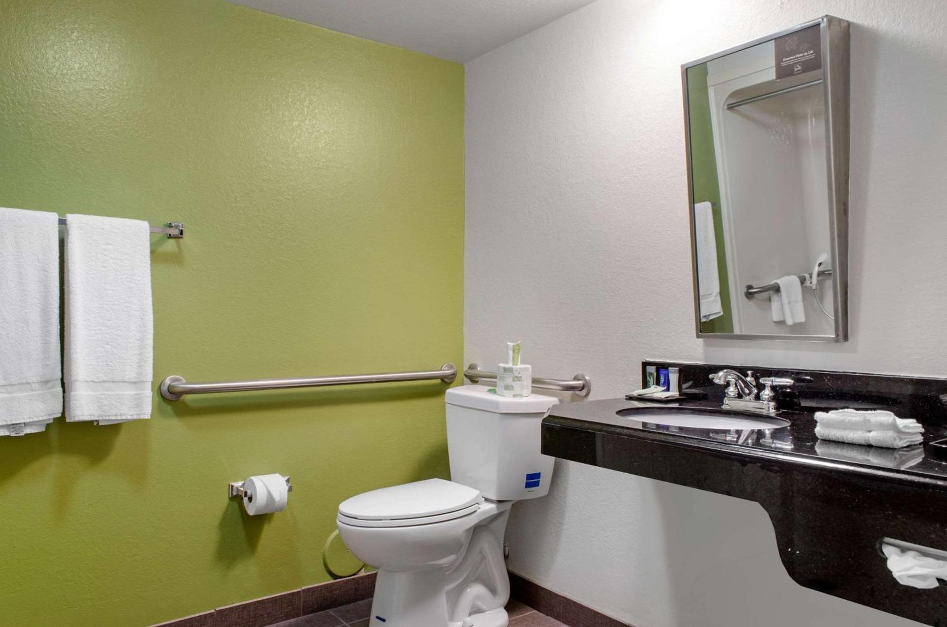 Sleep Inn Baton Rouge East I-12 photo 37
