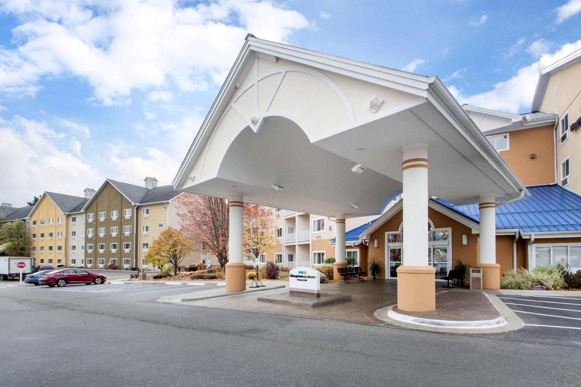 Bluegreen Vacations Odyssey Dells Resort photo 14