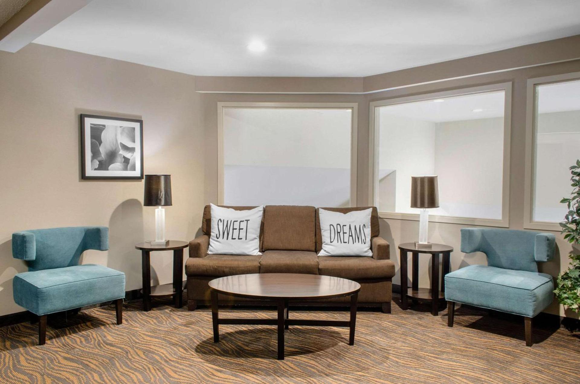 Sleep Inn Baton Rouge East I-12 photo 11