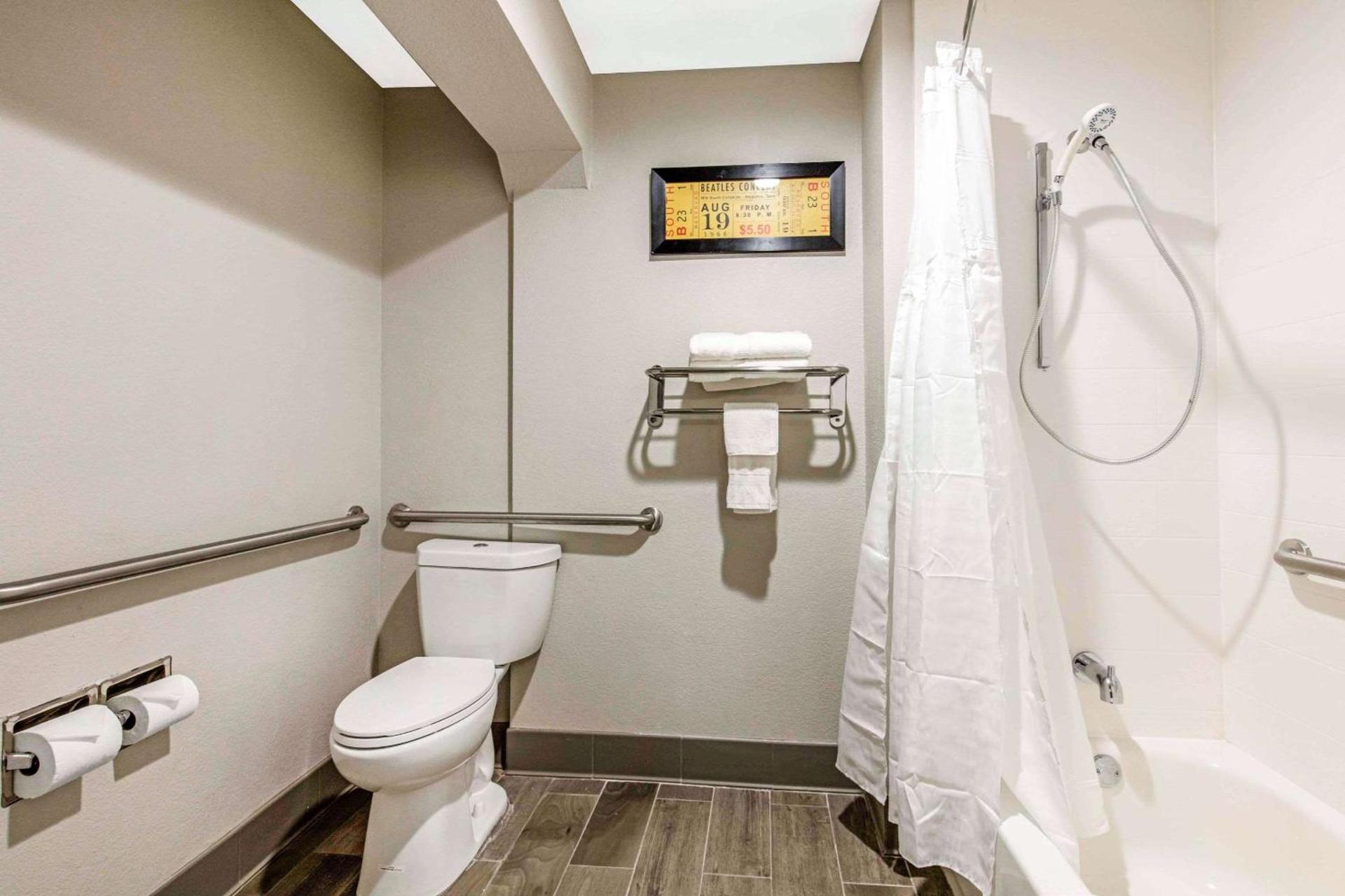 Comfort Inn Memphis Airport West photo 26