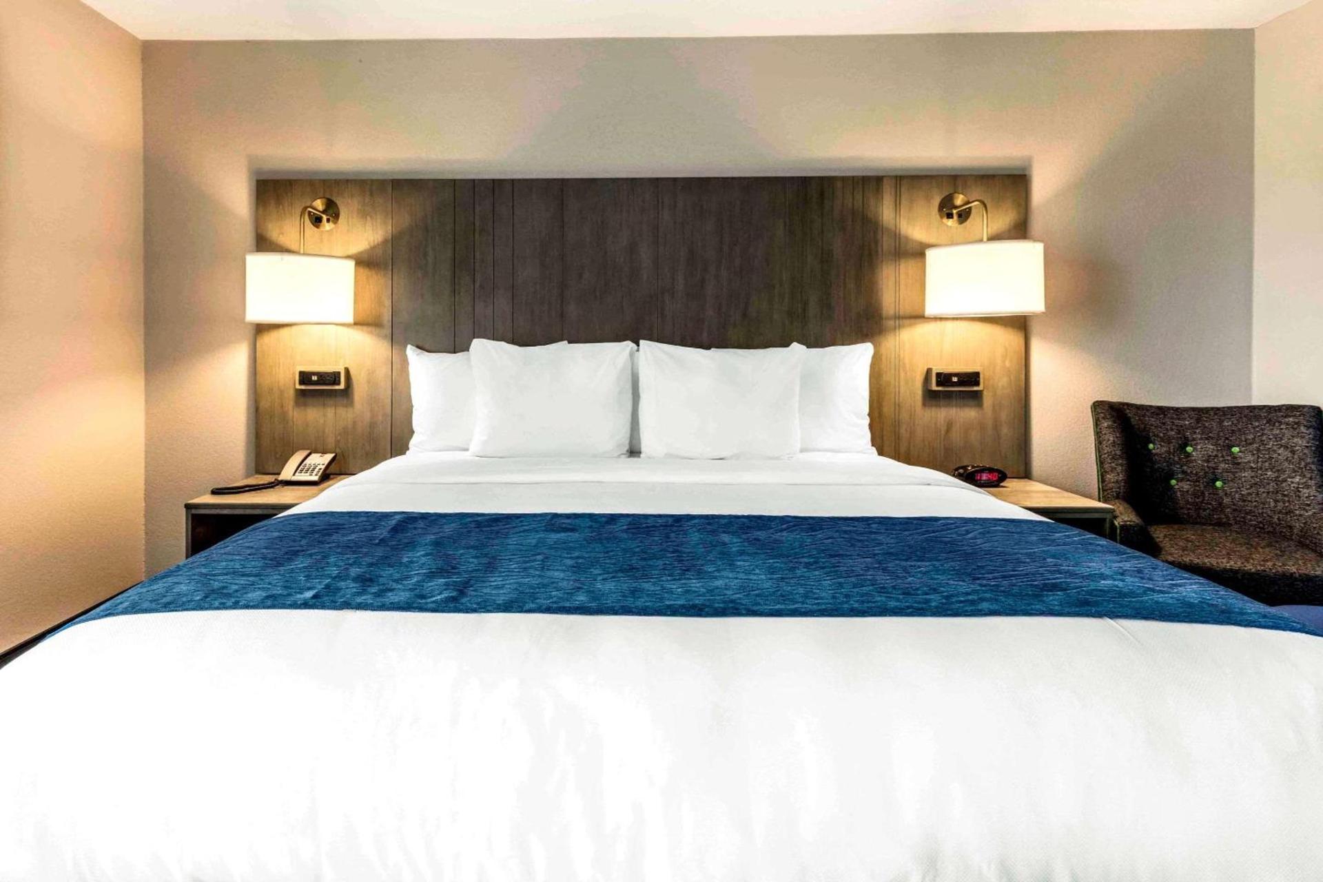 Comfort Inn Memphis Airport West photo 13