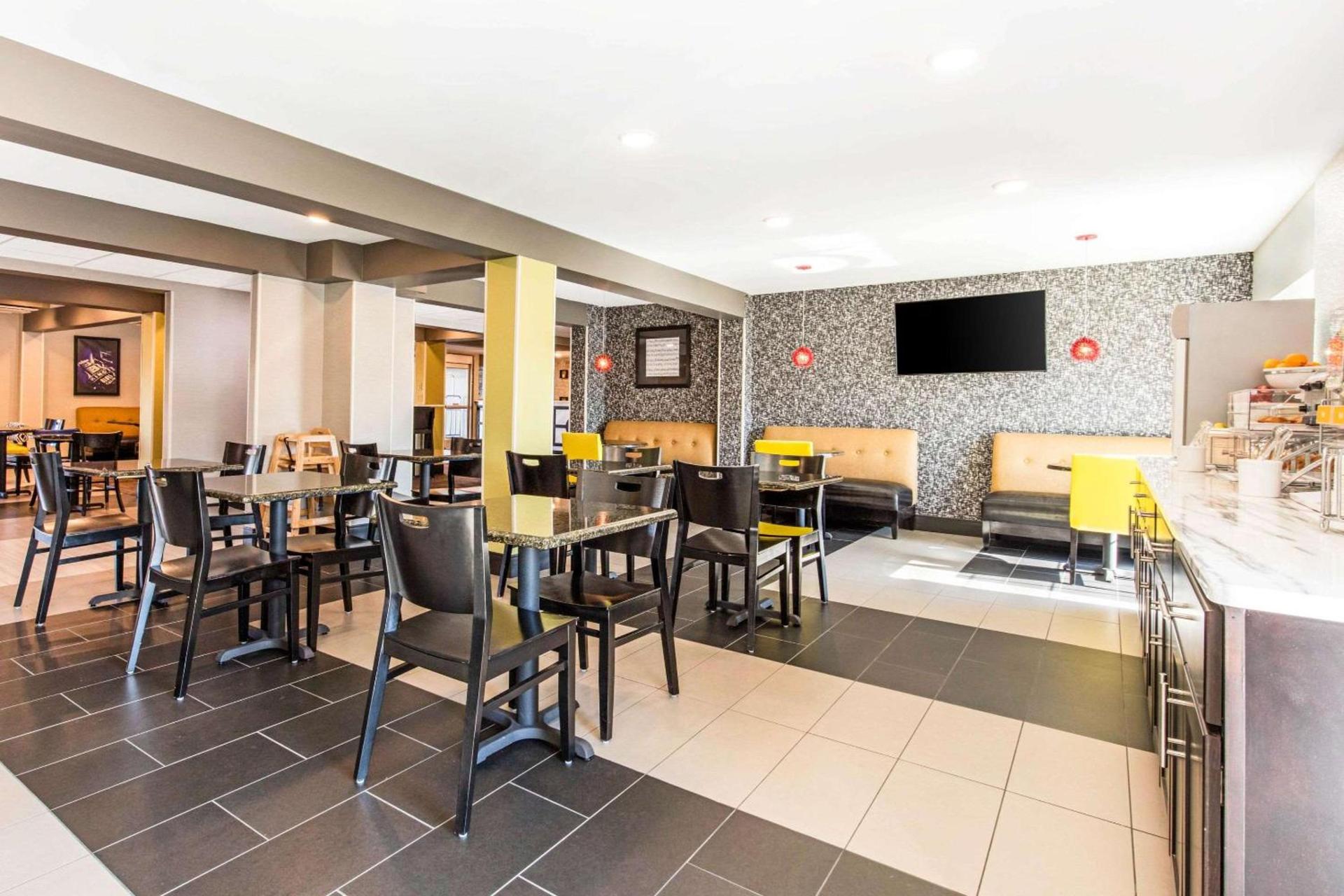Comfort Inn Memphis Airport West photo 37