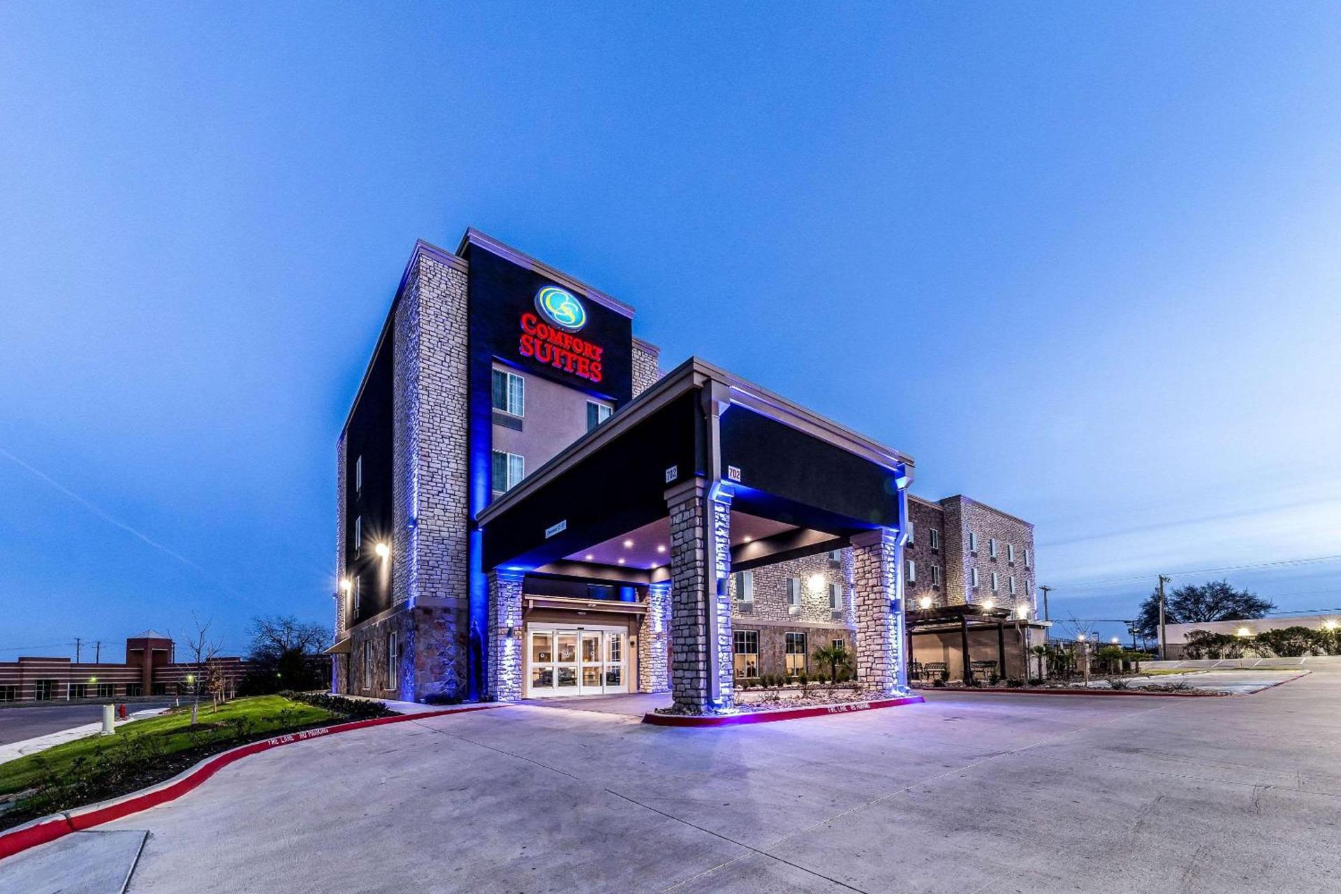 Comfort Suites Grand Prairie - Arlington North photo 5