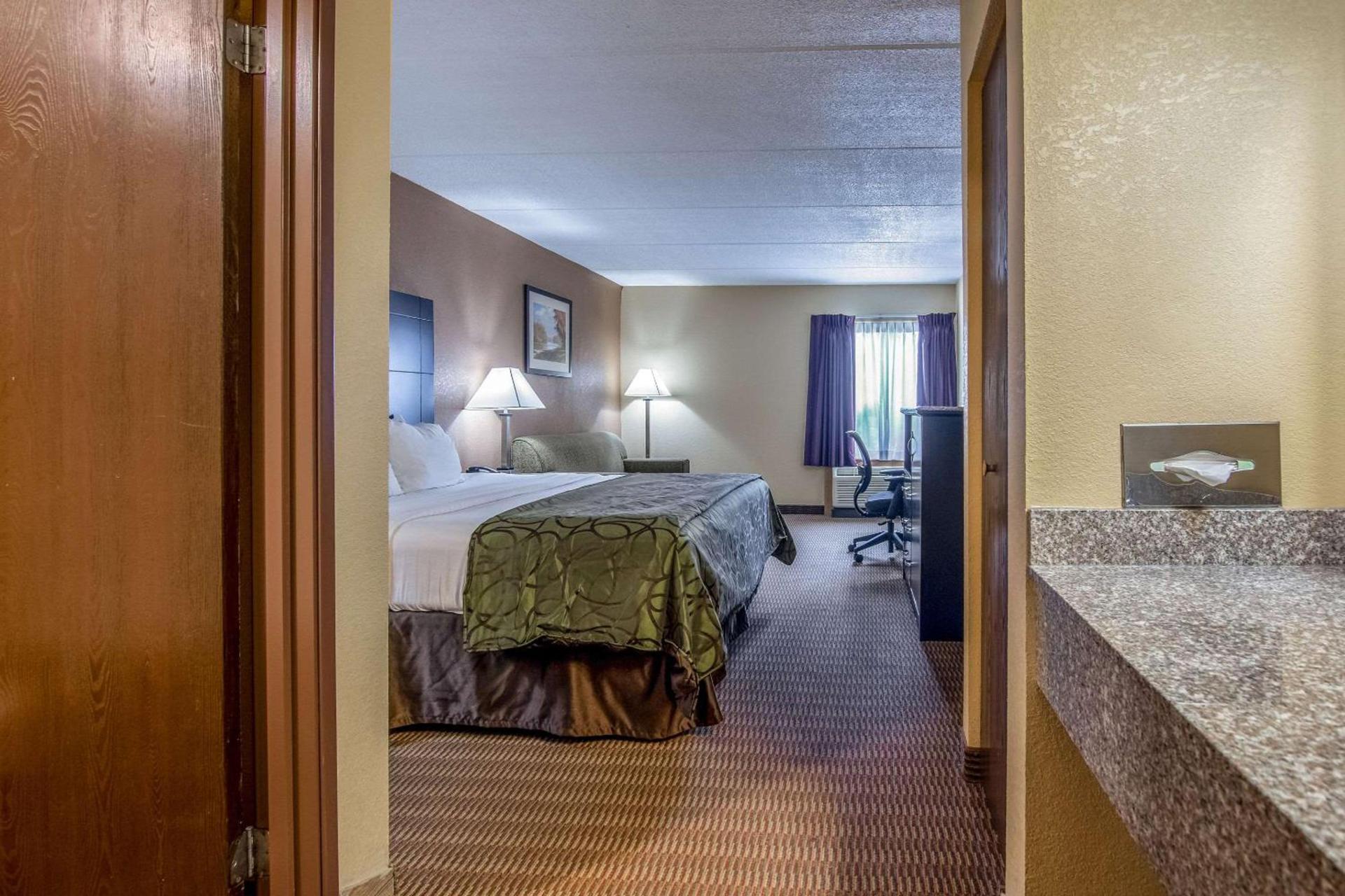 Quality Inn Tully I-81 photo 8