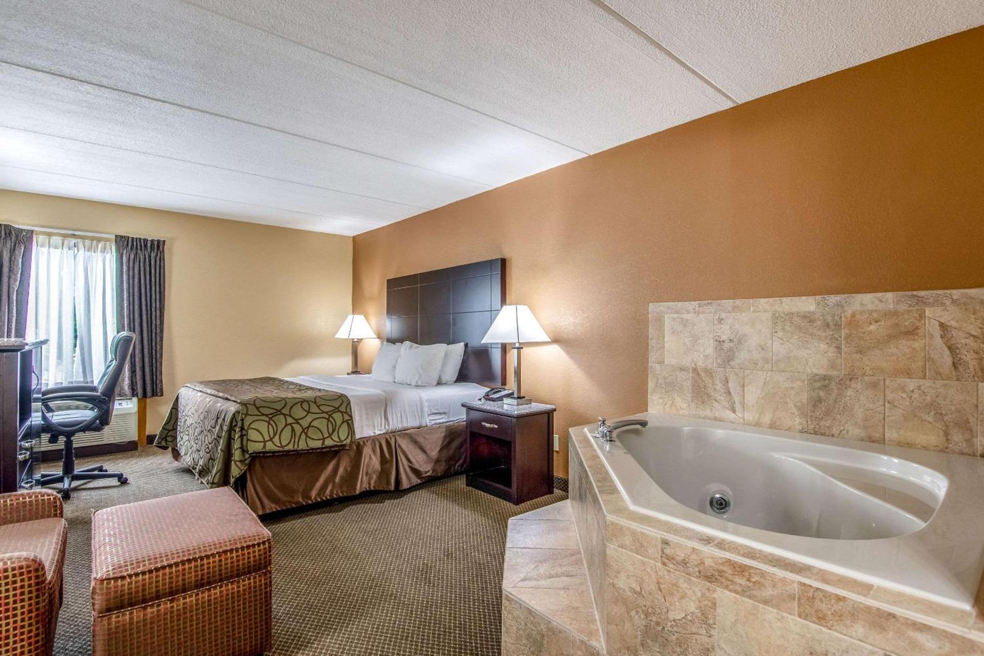 Quality Inn Tully I-81 photo 22