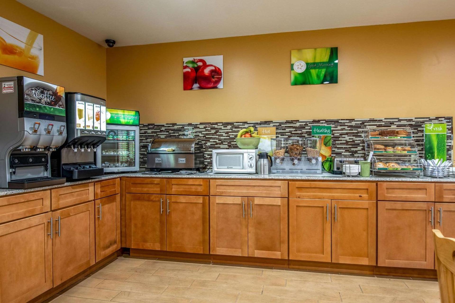 Quality Inn Tully I-81 photo 24