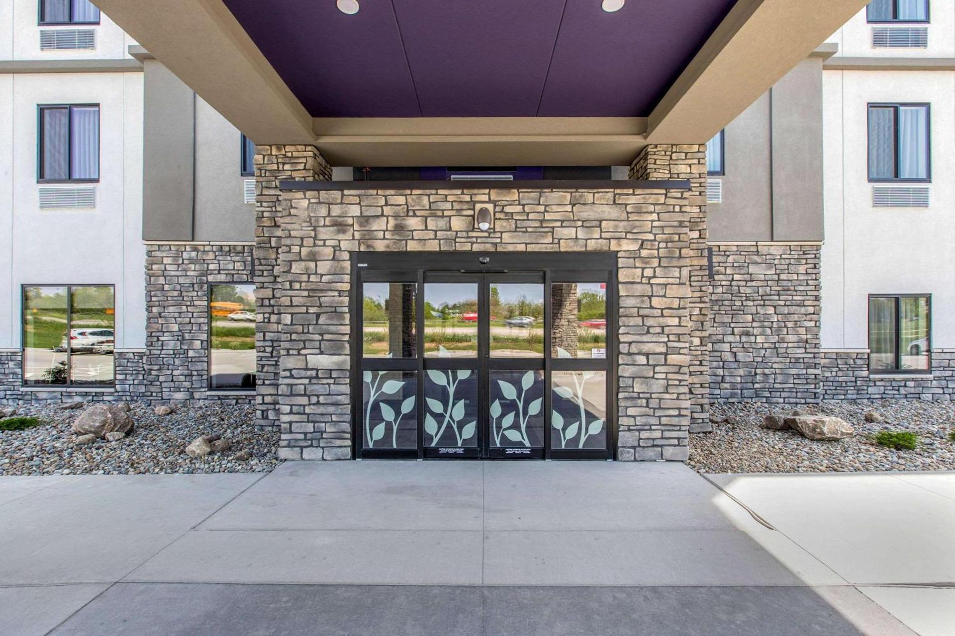 Sleep Inn and Suites - Ankeny photo 2