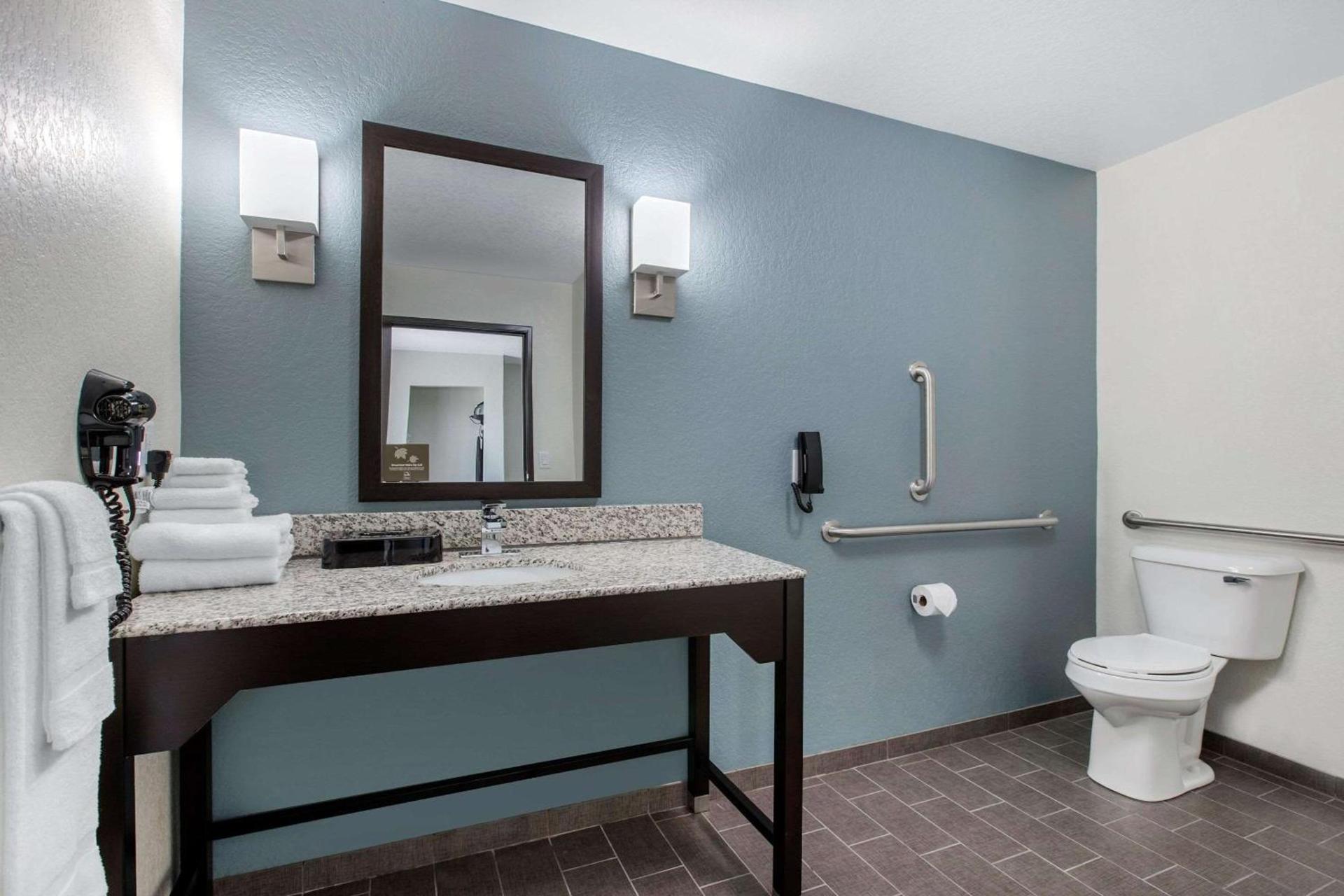 Sleep Inn and Suites - Ankeny photo 30