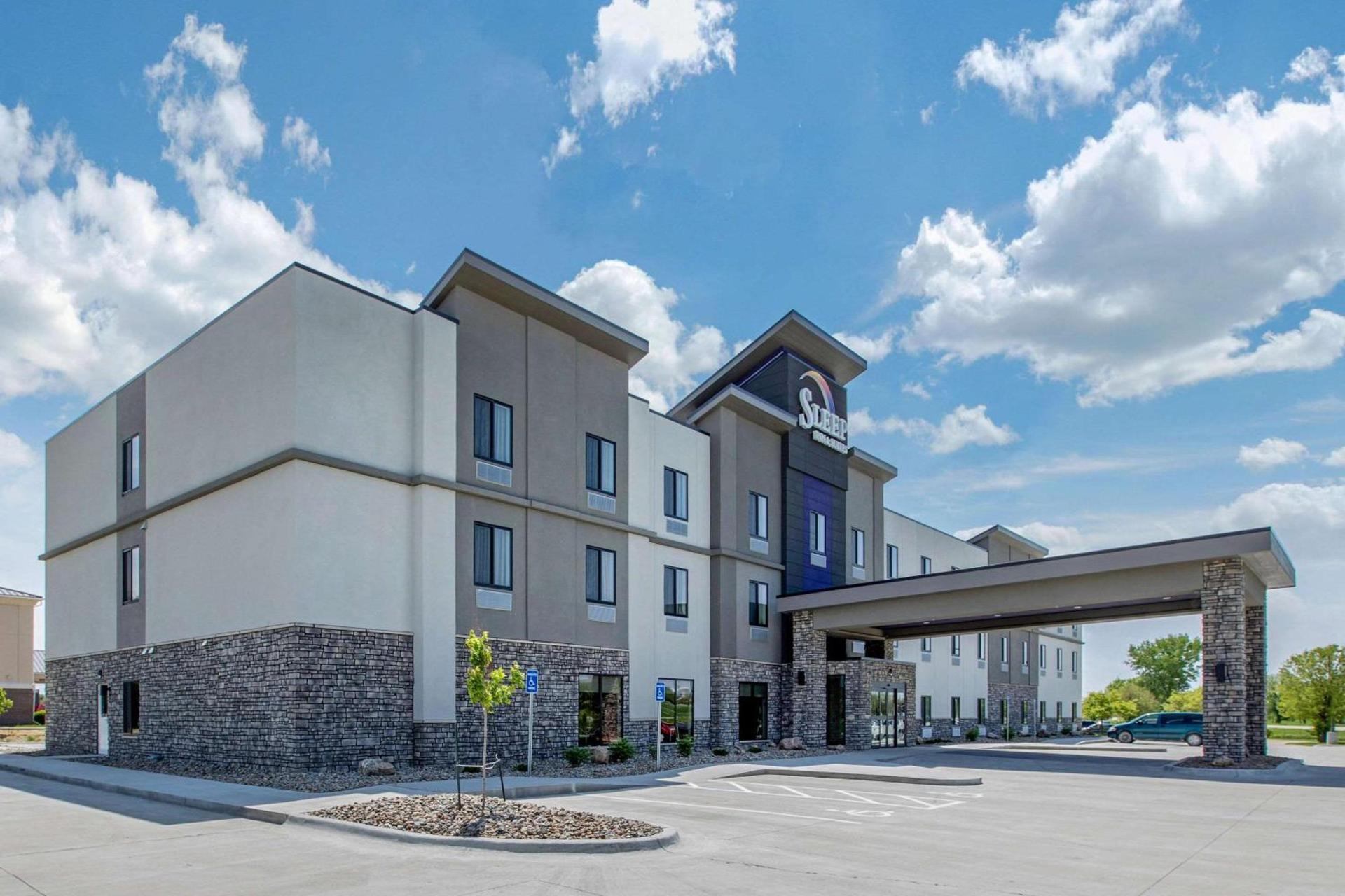 Sleep Inn and Suites - Ankeny — hotel in Ankeny