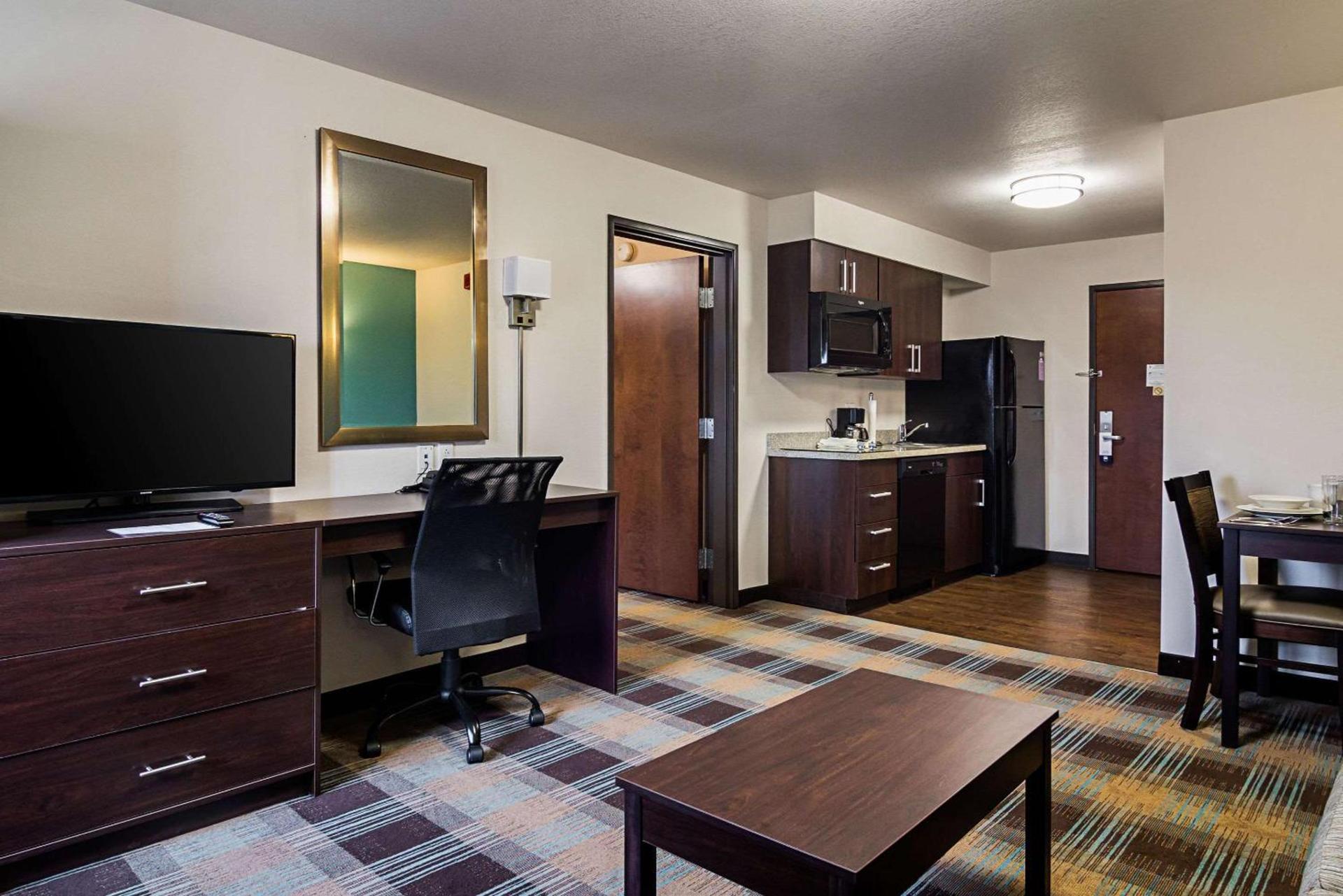 Suburban Studios Monaca - Pittsburgh photo 20