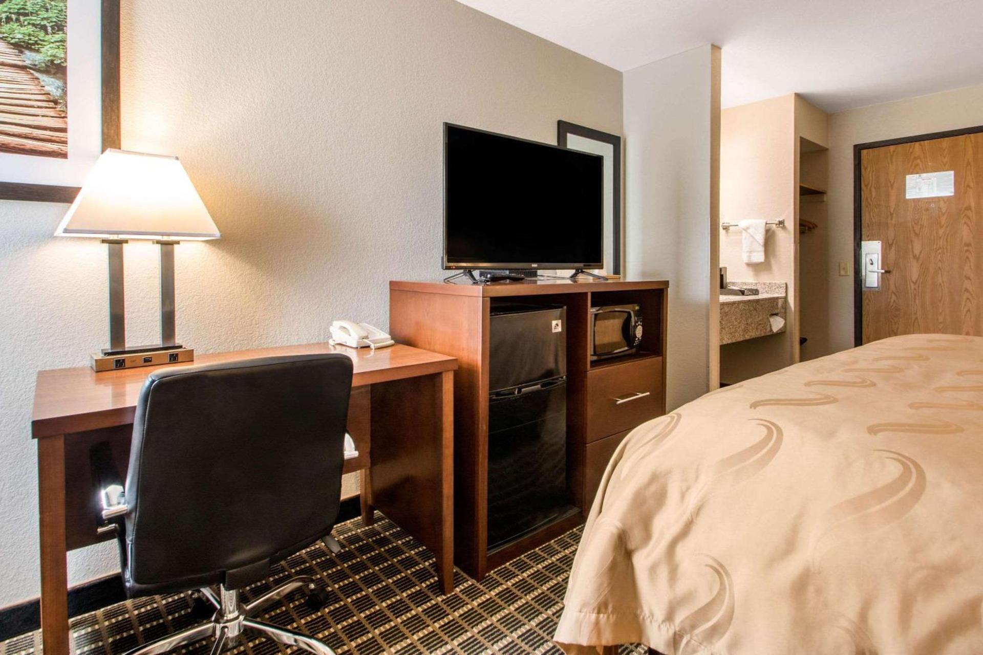Quality Inn Madison West Near University Area photo 4