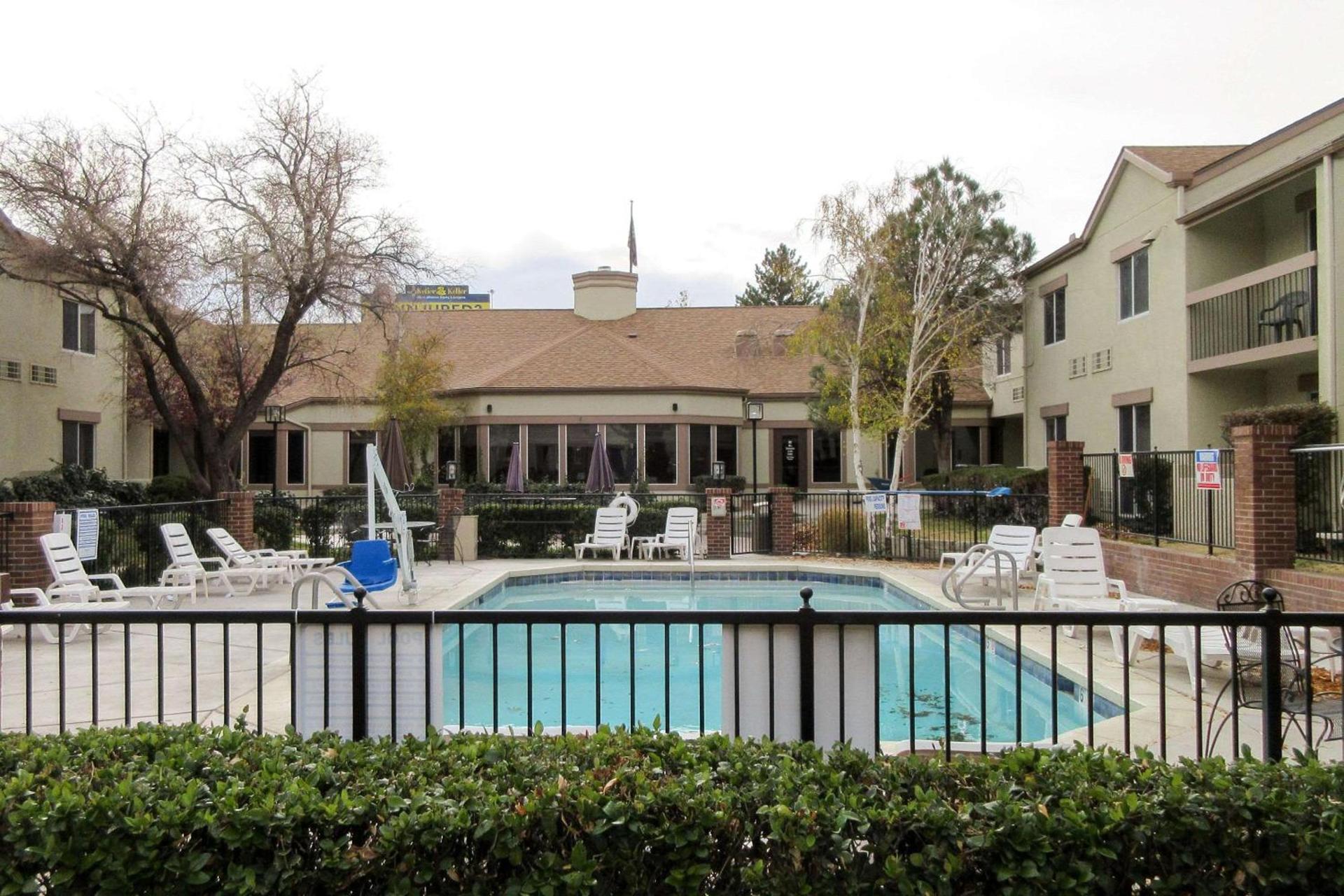 Quality Inn & Suites Albuquerque Midtown - University Area photo 7