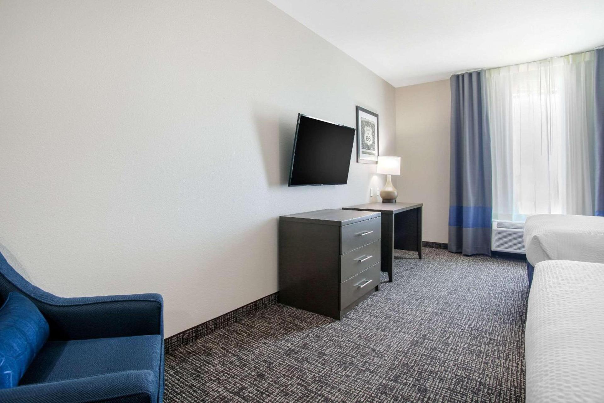 Holiday Inn Express & Suites Tulsa East - Catoosa by IHG photo 14