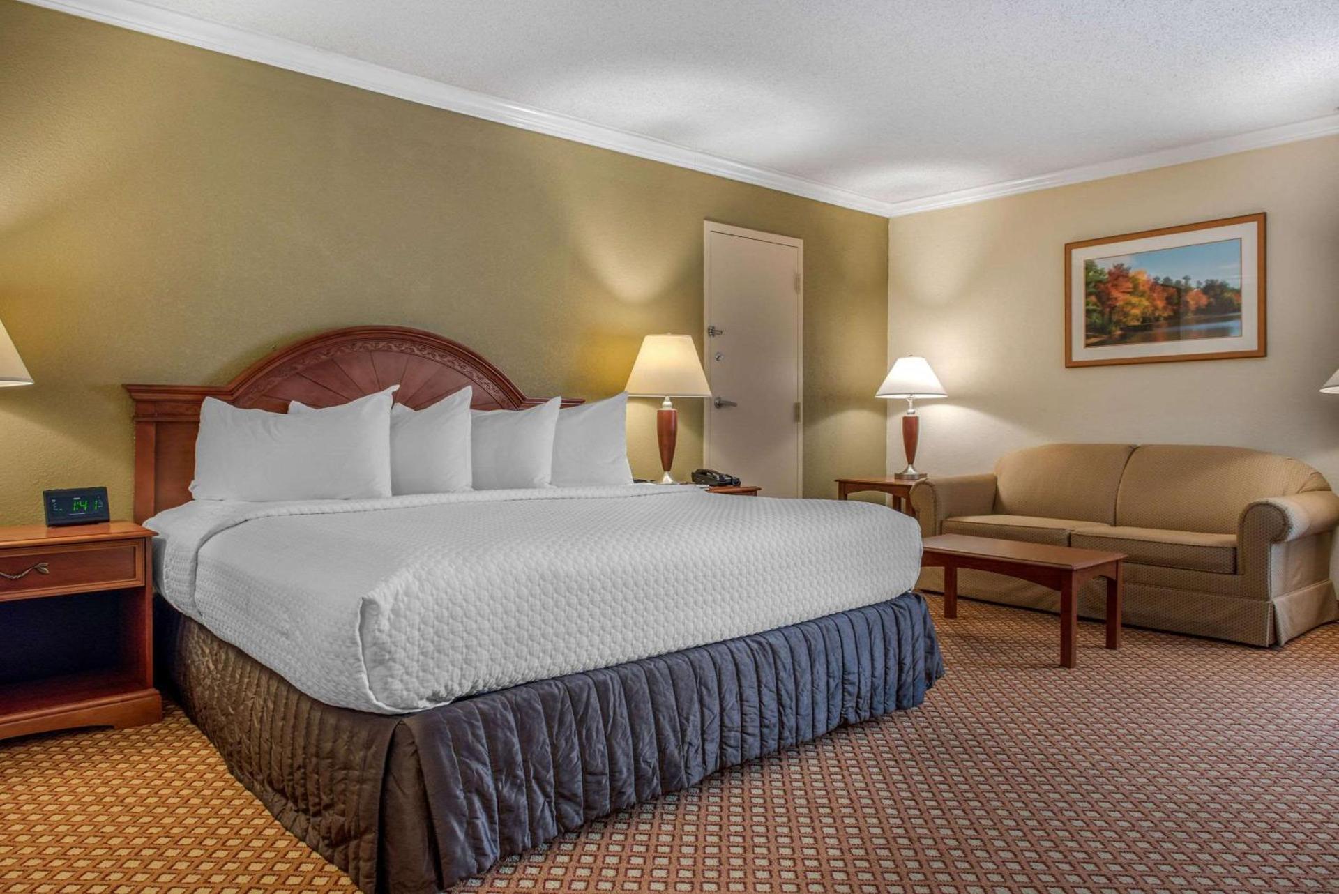 Quality Hotel Conference Center Cincinnati Blue Ash photo 15