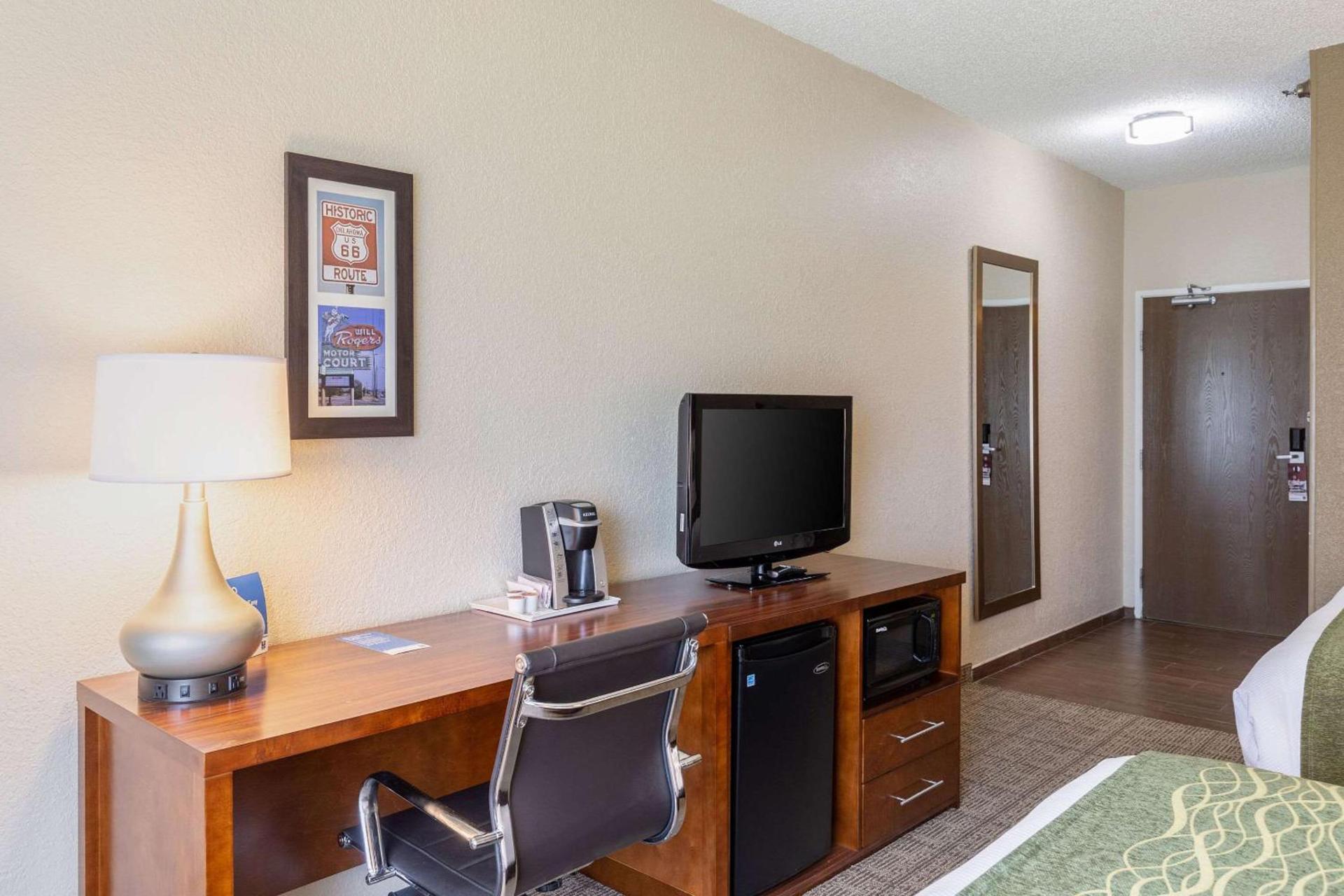Comfort Inn South Tulsa - Woodland Hills photo 13