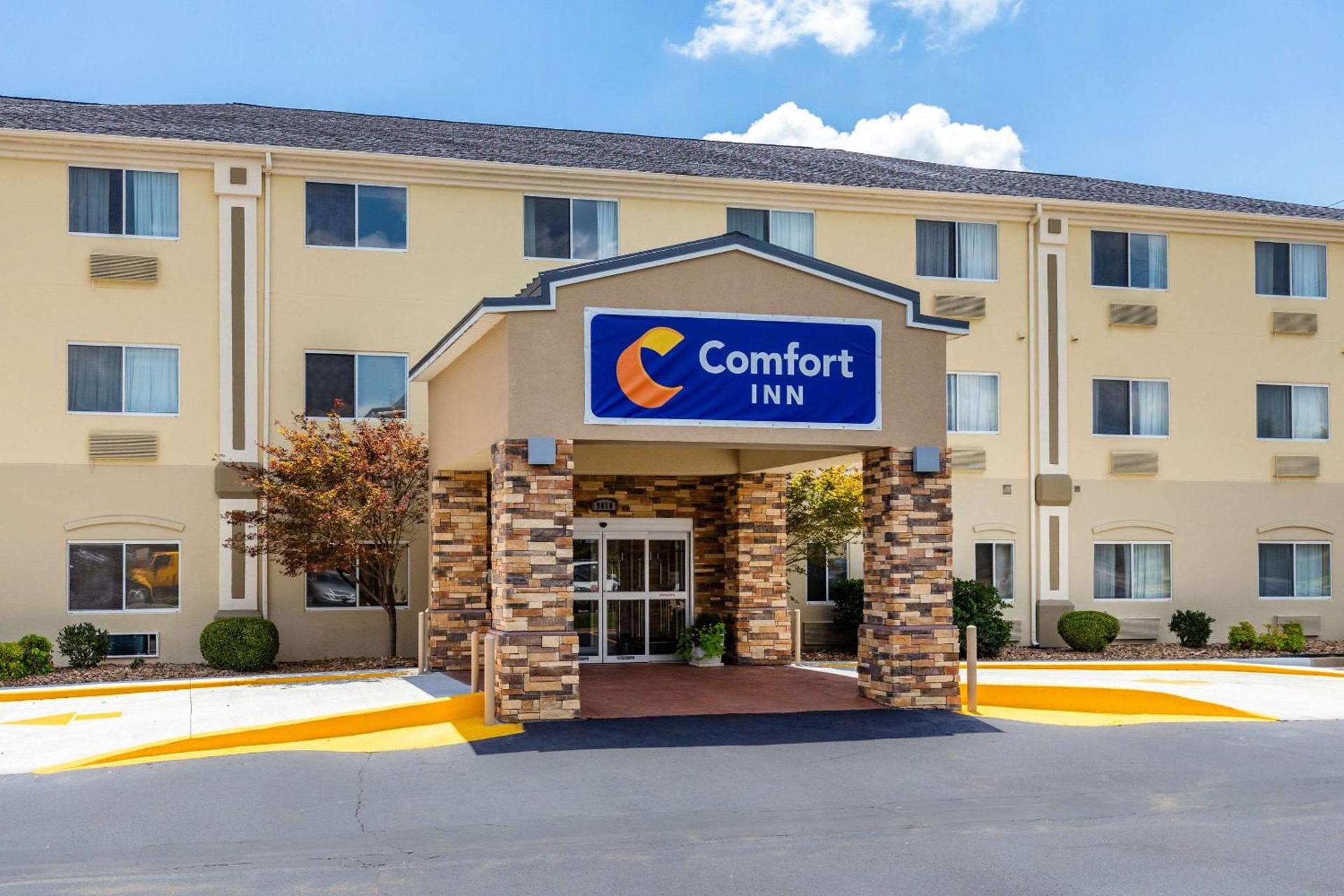 Comfort Inn South Tulsa - Woodland Hills photo 3