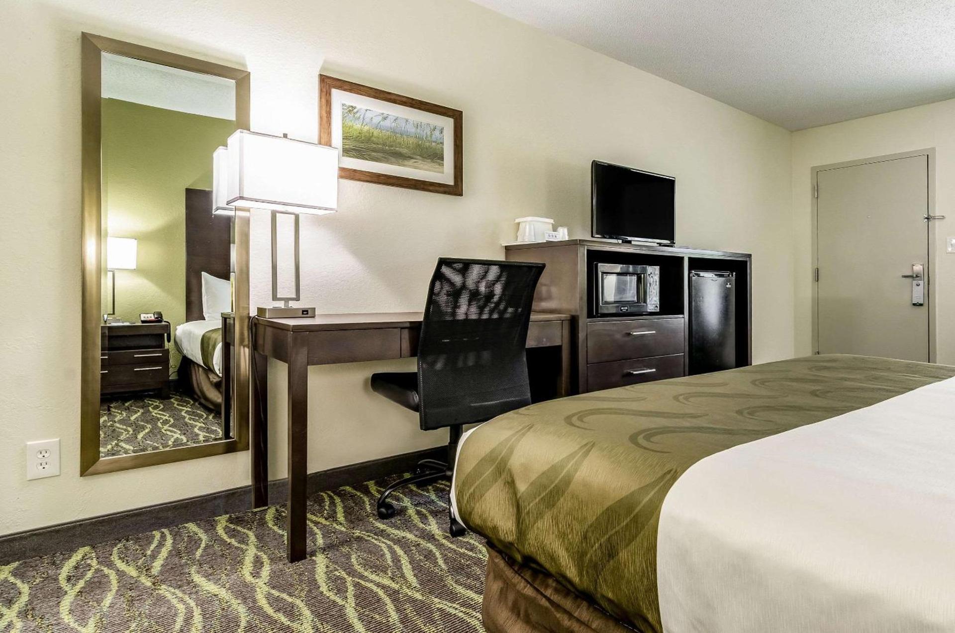 Quality Inn & Suites Creedmoor - Butner photo 17